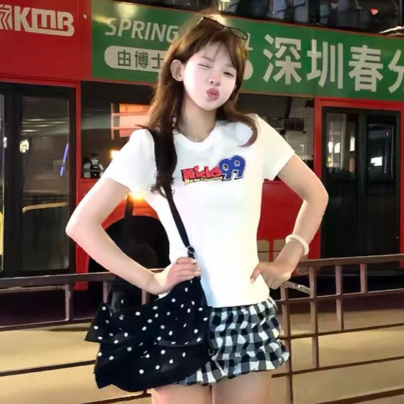작은 대중 운동 숫자 프린트 몸매 가꾸기 슬림해 보이는 순면 편안함 긍정적 인 어깨 쇼트 스타일 반팔 티셔츠 맨위 여성 상세 이미지 1