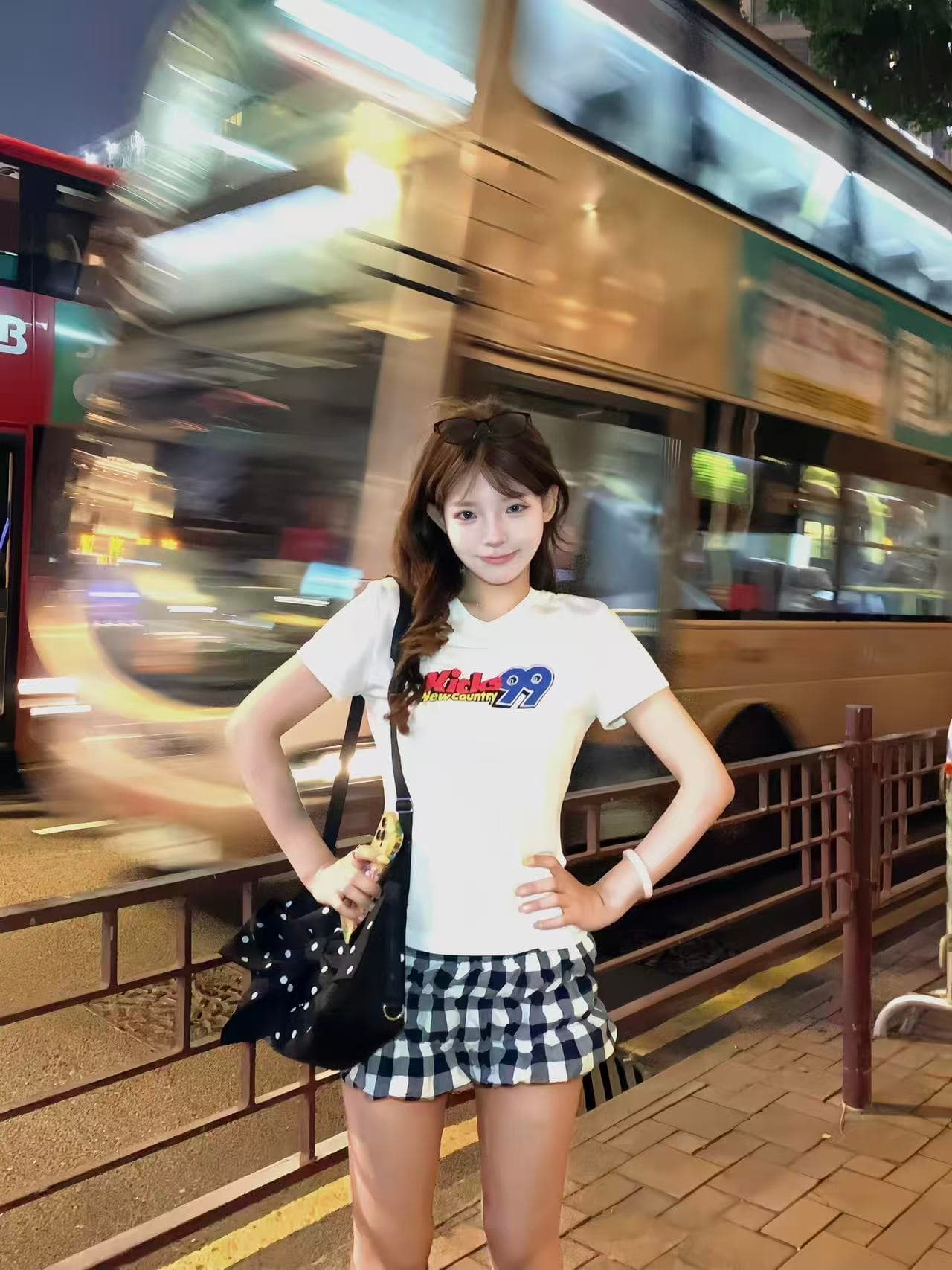 작은 대중 운동 숫자 프린트 몸매 가꾸기 슬림해 보이는 순면 편안함 긍정적 인 어깨 쇼트 스타일 반팔 티셔츠 맨위 여성 상세 이미지 4