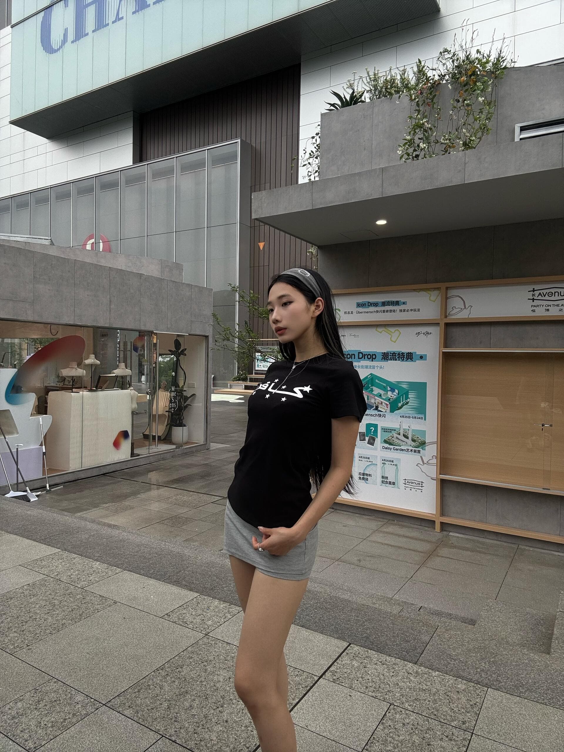 속임수 국기 기초 작은 대중 긍정적 인 어깨 몸매 가꾸기 반팔 여성 미니멀리즘 프린트 티셔츠 상세 이미지 2