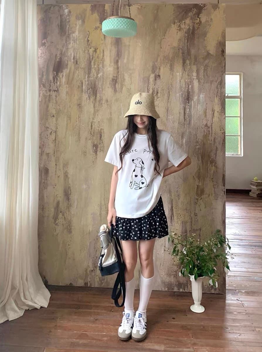 재미있는 강아지 화이트 프린트 반팔 티셔츠 여성 여름 새로운 캐주얼 다용도 루즈핏 라운드 넥 맨위 상세 이미지 2