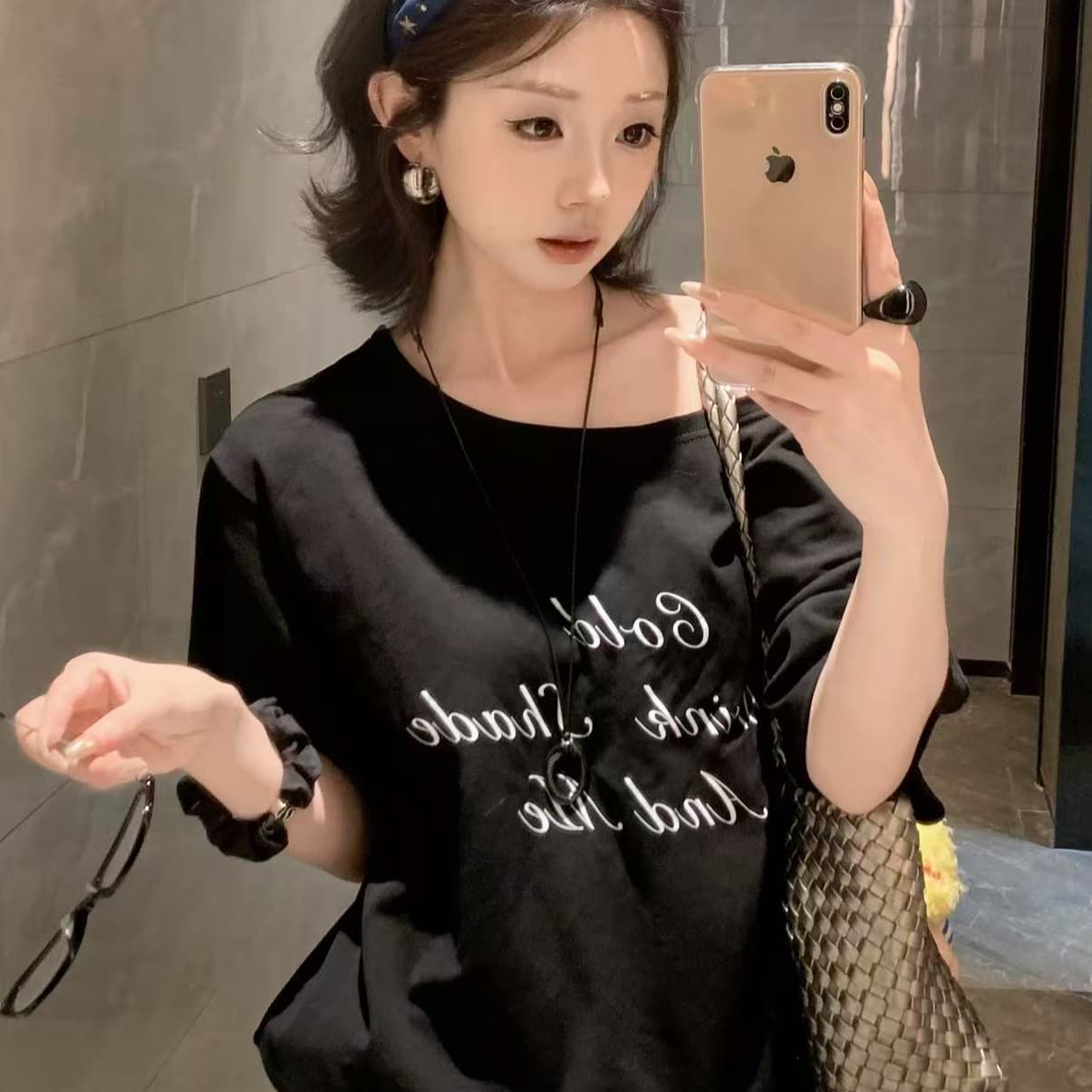 아메리칸 높음 거리 비스듬한 어깨 알파벳 프린트 반팔 티셔츠 여성 자이언트 잘 생긴 ~ 중 느긋한 느슨함 센스 슬림해 보이는 다용도 맨위 상세 이미지 3
