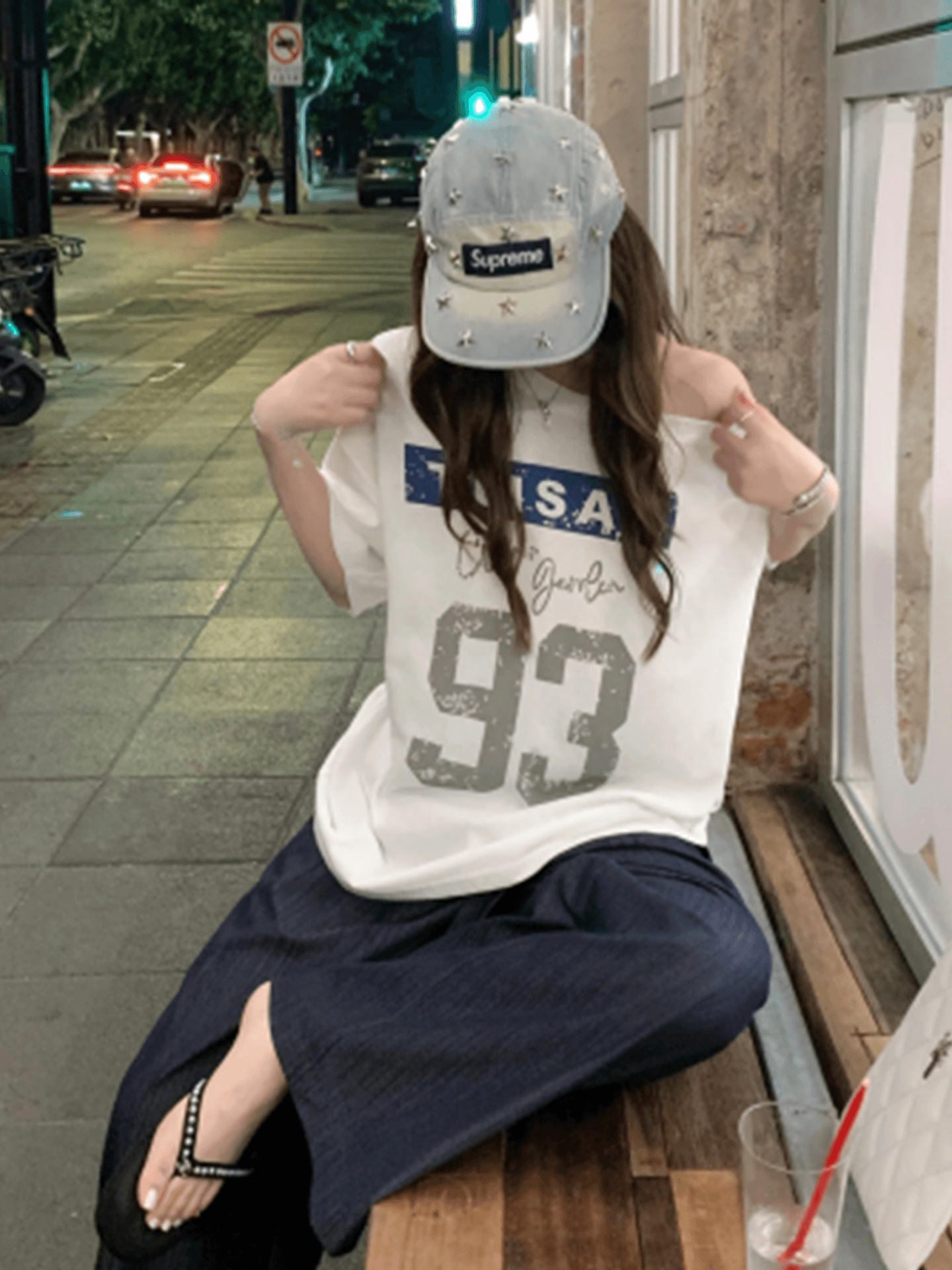 아메리칸 비스듬한 어깨 거리 바람 알파벳 프린트 반팔 티셔츠 여성 여름 트렌드 디자인 센스 오프숄더 맨위 트렌디 이미지 4