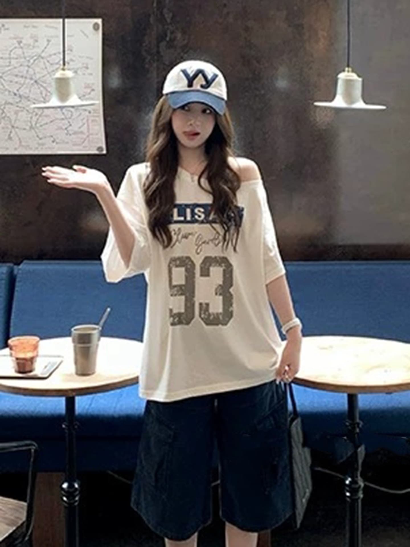 아메리칸 비스듬한 어깨 거리 바람 알파벳 프린트 반팔 티셔츠 여성 여름 트렌드 디자인 센스 오프숄더 맨위 트렌디 상세 이미지 5