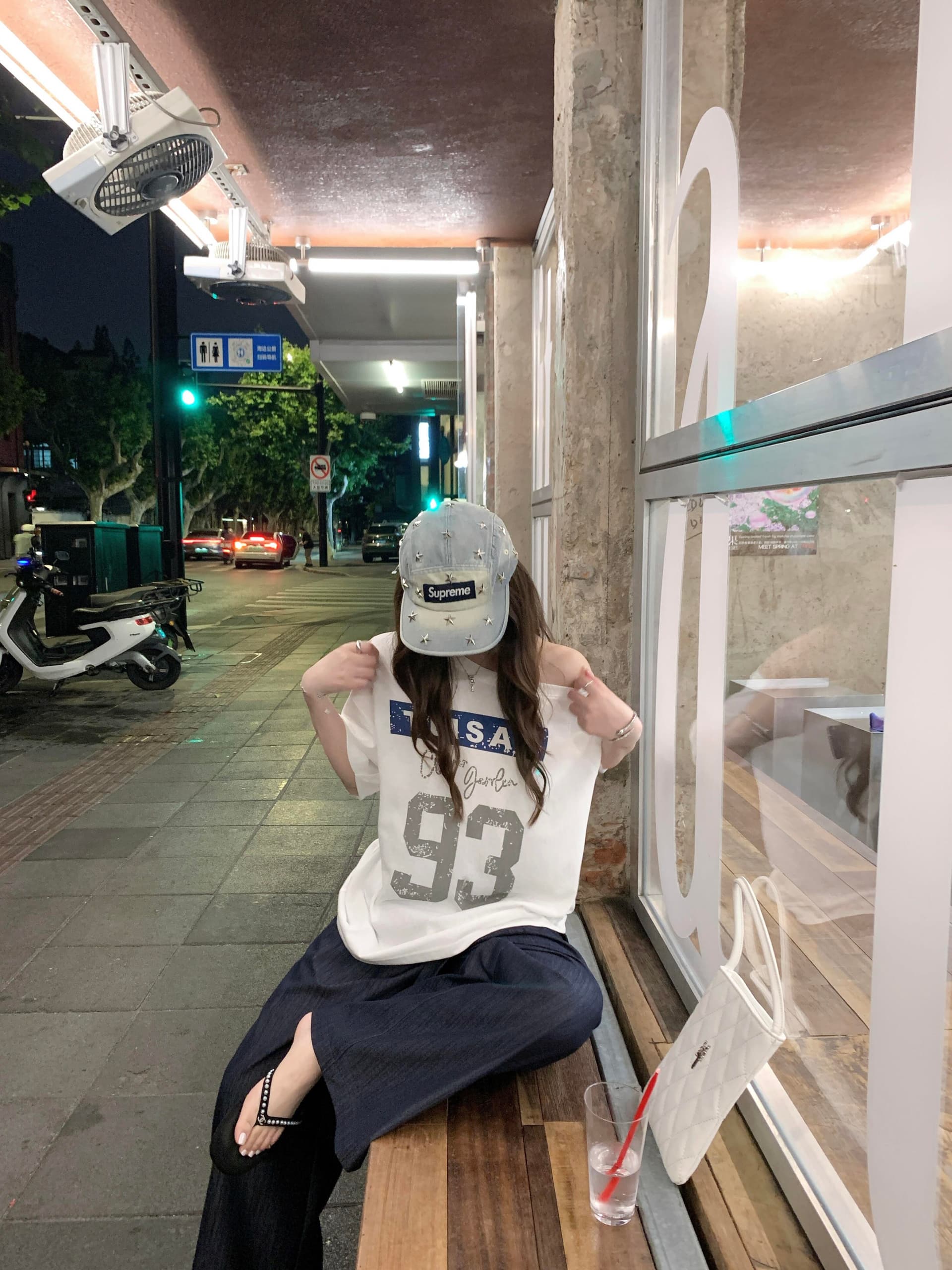 아메리칸 비스듬한 어깨 알파벳 반팔 티셔츠 여성 여름 새로운 캐주얼 다용도 루즈핏 슬림해 보이는 패션 맨위 트렌디 상세 이미지 4