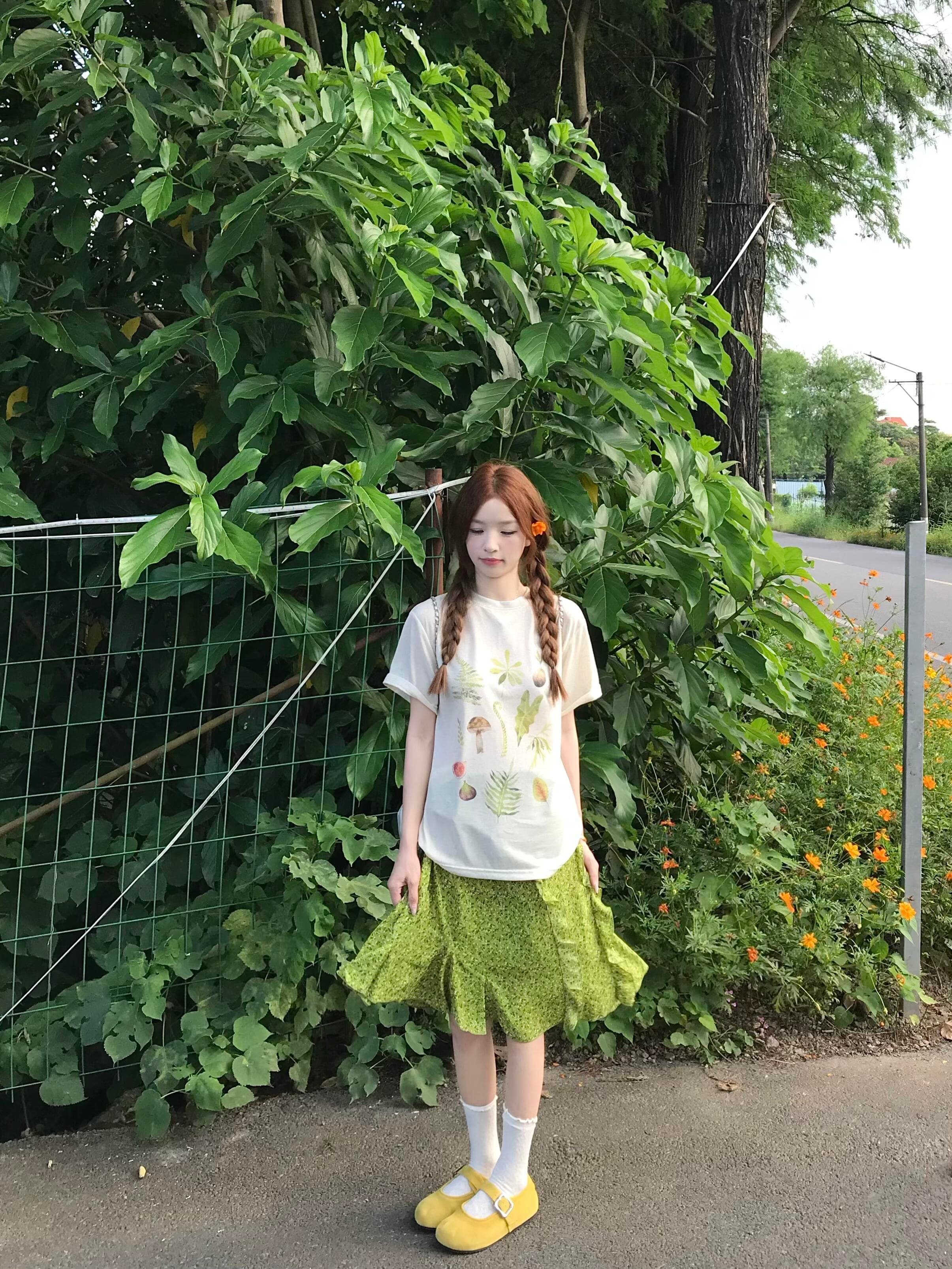 센 부서 식물 프린트 티셔츠 반팔 여성 여름 느긋한 바람 얇은 스타일 도루 센스 자외선 차단 블라우스 맨위 상세 이미지 4