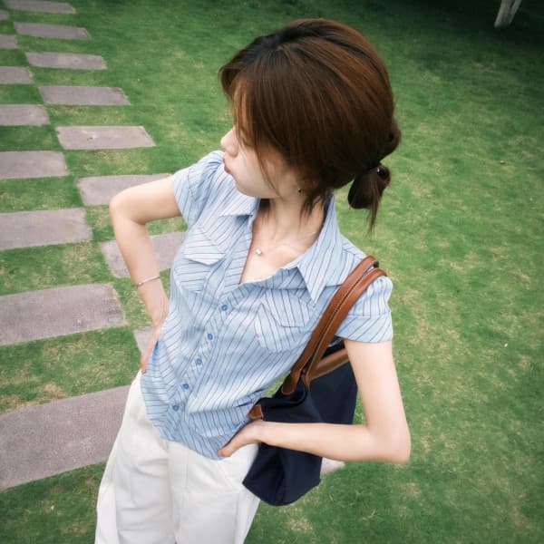 한 부서 꼬집기 허리 질감 센스 스트라이프 셔츠 긍정적 인 어깨 반팔 몸매 가꾸기 슬림해 보이는 품격 주머니 셔츠 상세 이미지 2
