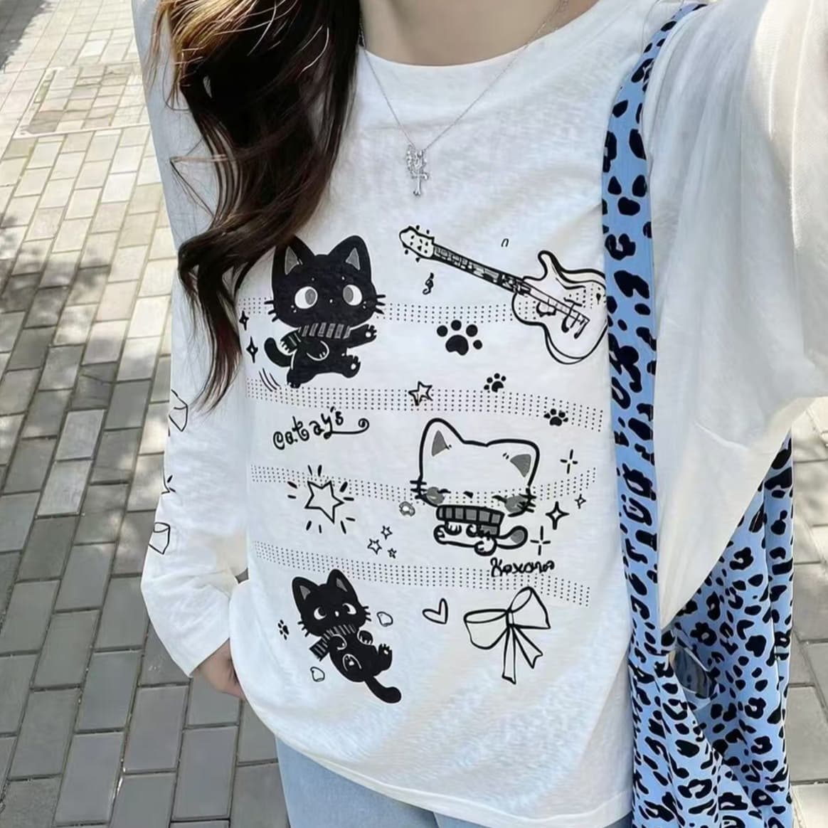 아시아 인 멩 센스 만화 고양이 프린트 긴팔 티셔츠 여성 여름 루즈핏 느긋한 얇은 스타일 블라우스 귀여운 캐주얼 맨위 상세 이미지 1