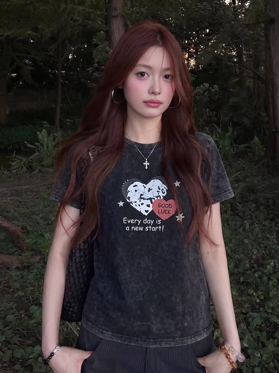 아메리칸 레트로 마 오래된 하트 프린트 티셔츠 달콤한 차가운 바람 루즈핏 슬림해 보이는 다용도 맨위 상세 이미지 4