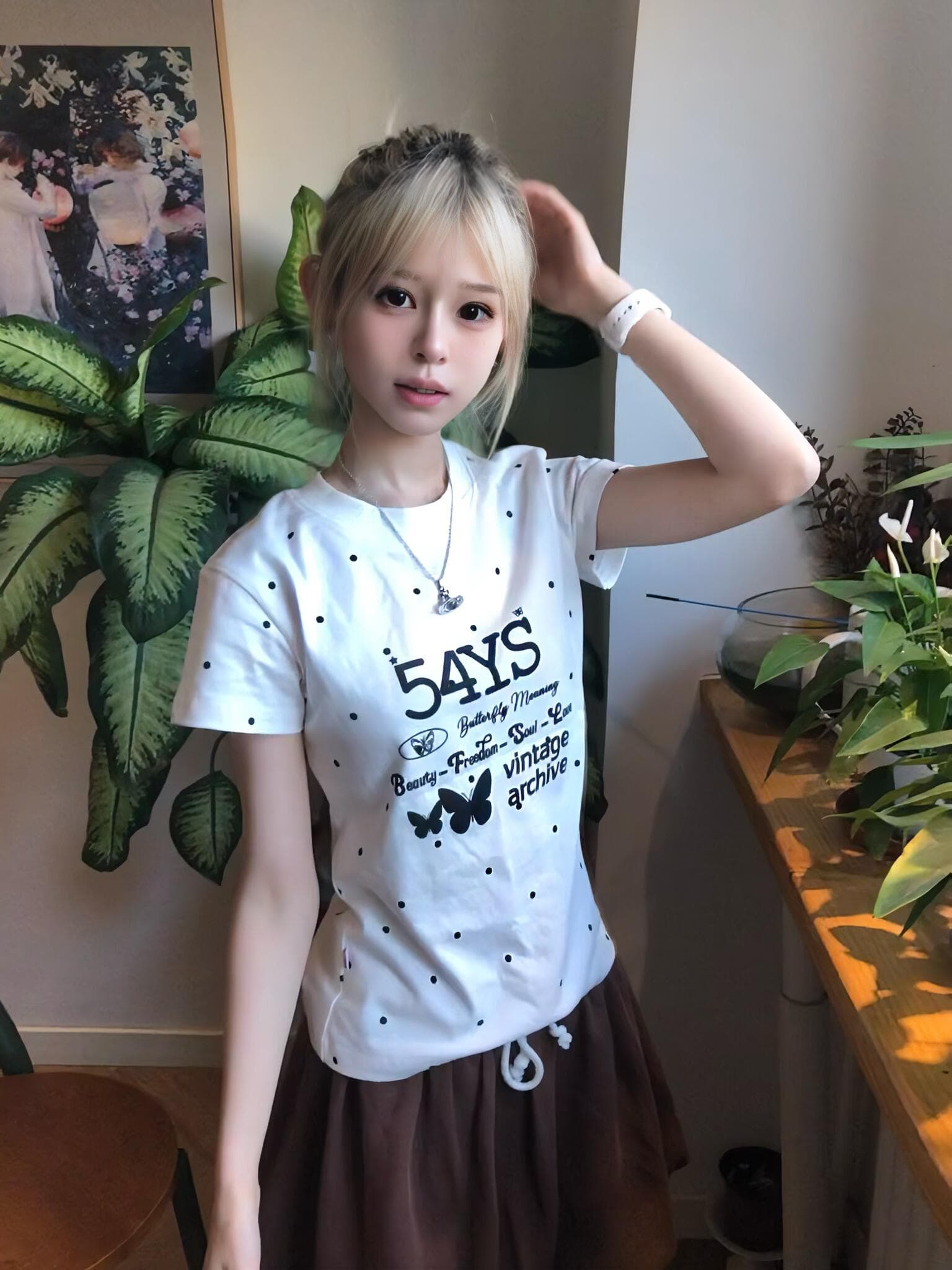 한 부서 ins 바람 레트로 고대 조기 천년기 바람 스타 체이스 쇼트 스타일 여름 긍정적 인 어깨 허리 수축 슬림해 보이는 도트 무늬 반팔 t