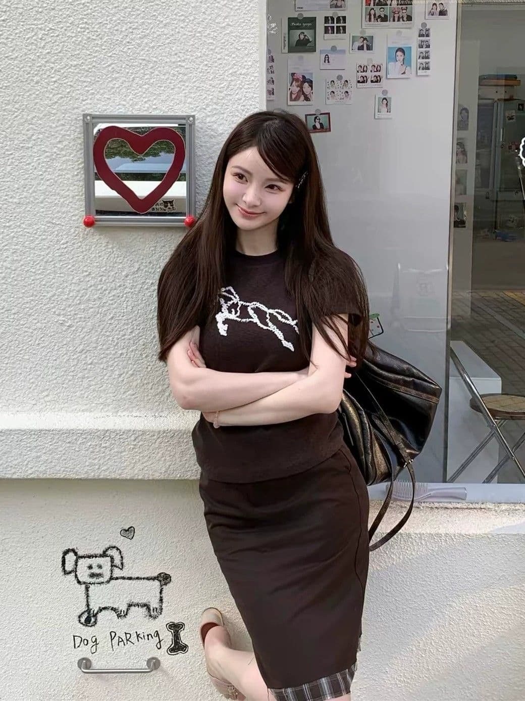 아메리칸 긍정적 인 어깨 와일드 말 반팔 티셔츠 여성 여름 핫걸 몸매 가꾸기 디자인 센스 작은 대중 슬림해 보이는 쇼트 스타일 맨위 상세 이미지 5