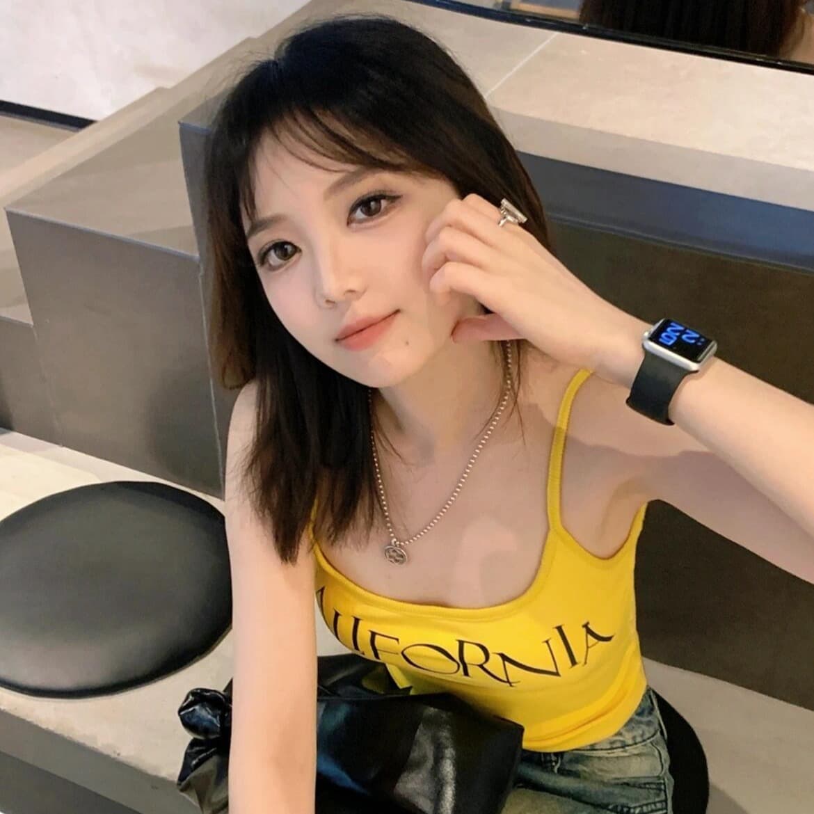 아메리칸 레트로 핫걸 황색 알파벳 프린트 슬립 작은 조끼 여성 여름 새로운 쇼트 스타일 몸매 가꾸기 외출용 맨위 이미지 5