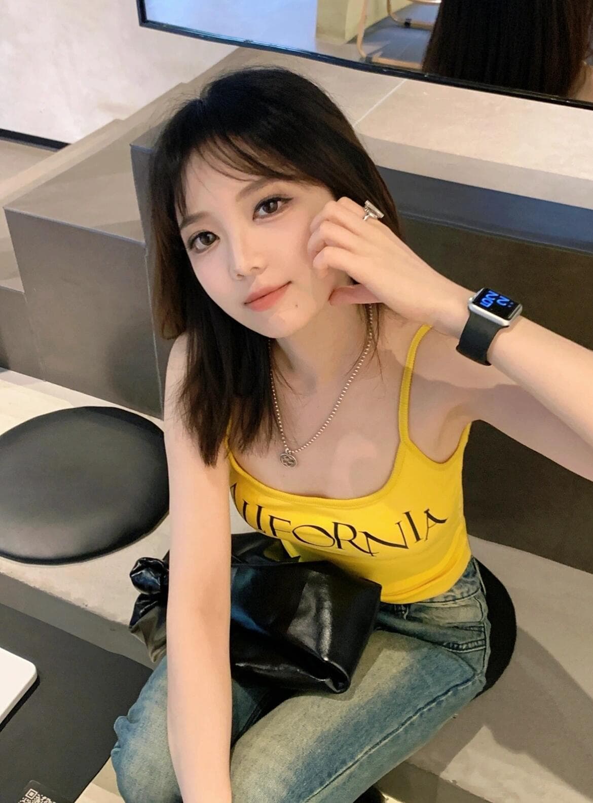 아메리칸 레트로 핫걸 황색 알파벳 프린트 슬립 작은 조끼 여성 여름 새로운 쇼트 스타일 몸매 가꾸기 외출용 맨위 상세 이미지 3