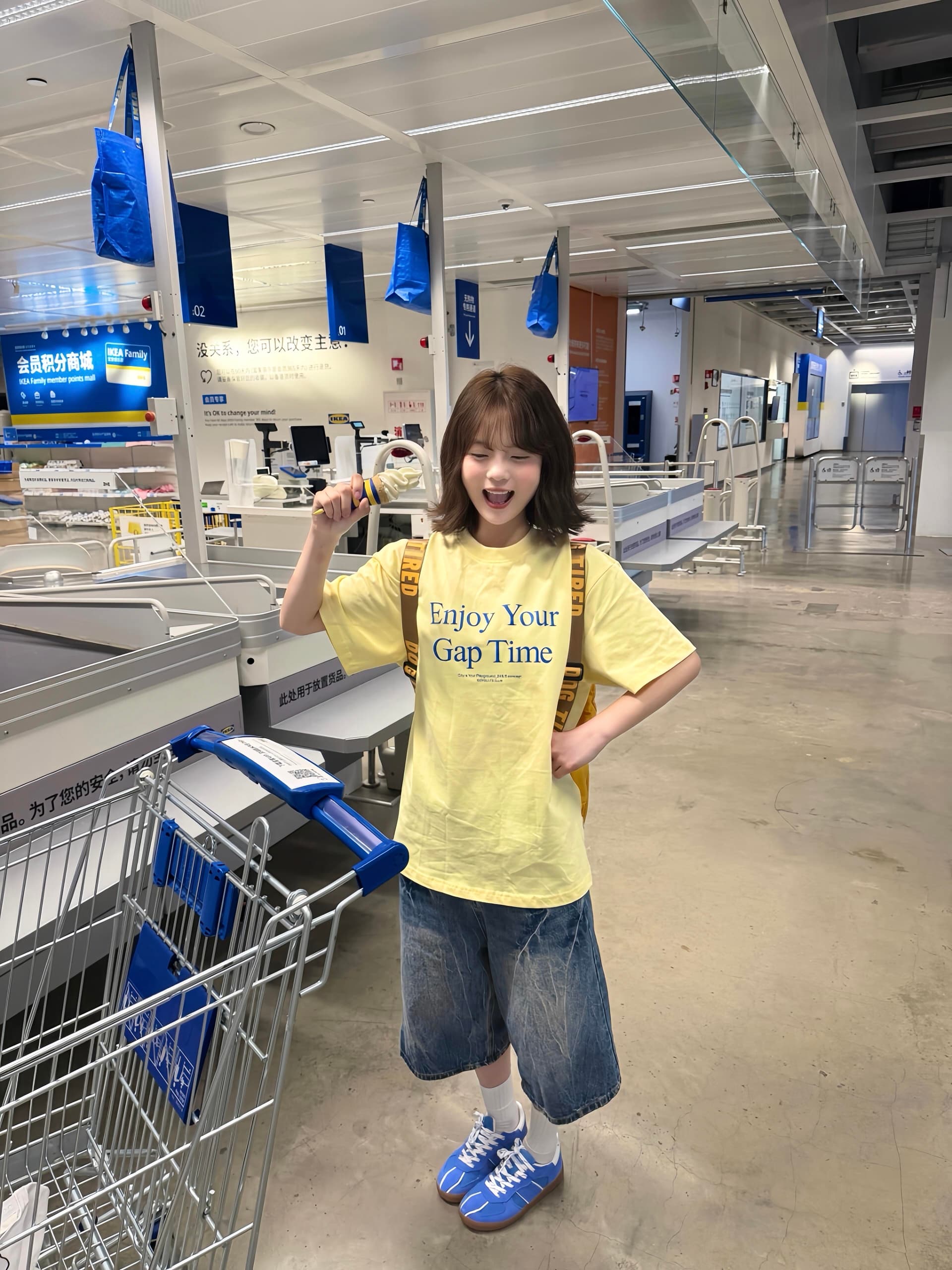 귀신 소녀 알파벳 프린트 우유 황색 반팔 티셔츠 여성 여름 루즈핏 캐주얼 다용도 무거운 순면 맨위 이미지 3