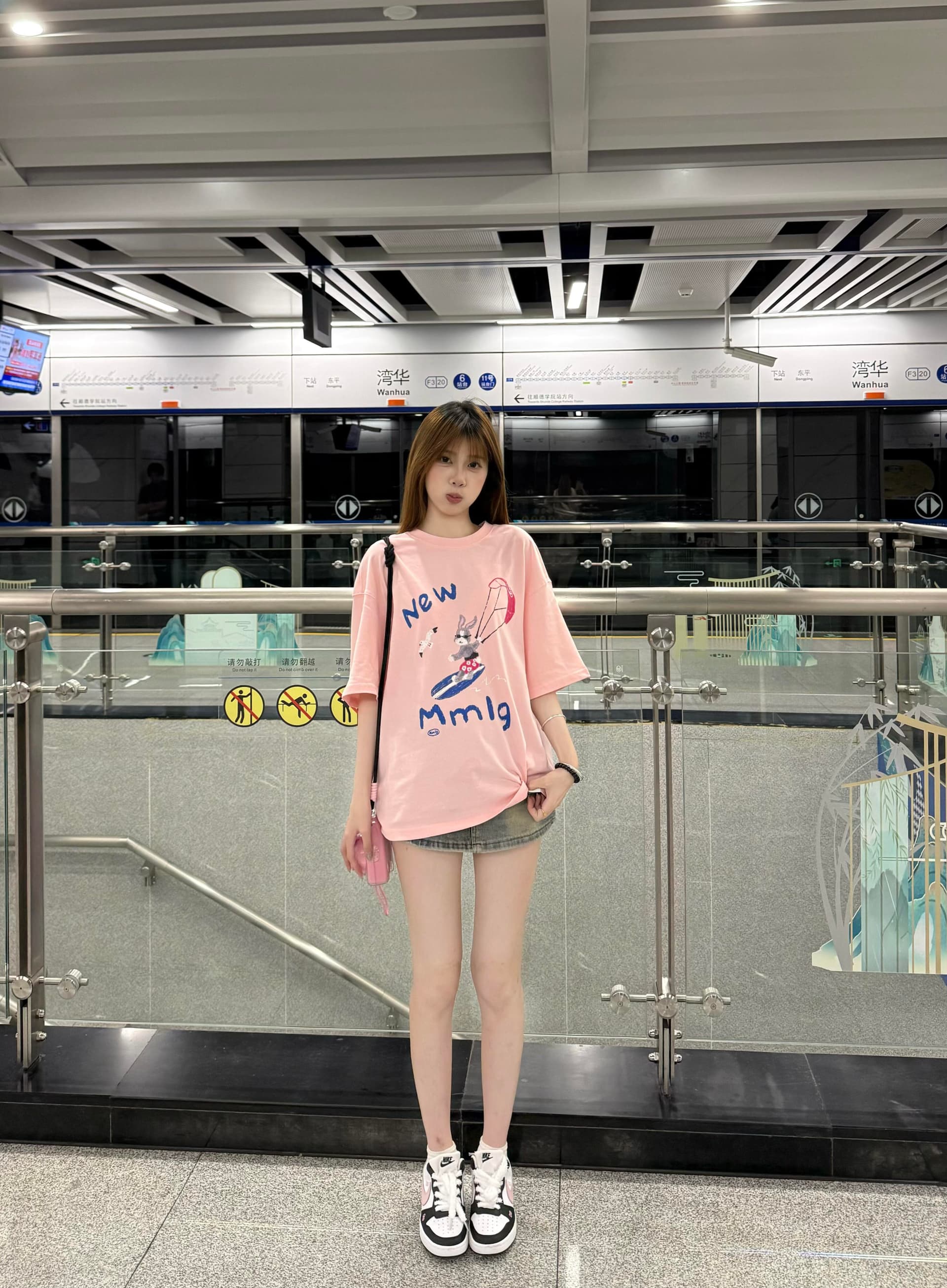 2026 여름 새로운 순면 반팔 티셔츠 재미있는 패턴 프린트 여성 루즈핏 맨위 이미지 2