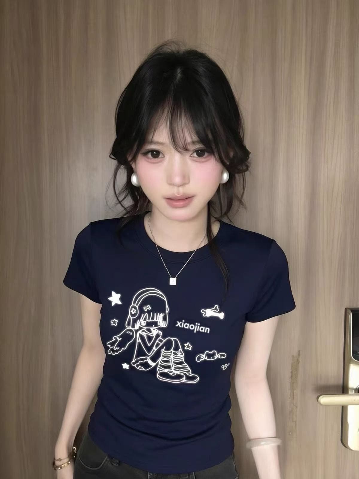 만화 프린트 반팔 티셔츠 여성 여름 2026 새로운 몸매 가꾸기 슬림해 보이는 y2k 해군 쇼트 스타일 맨위 상세 이미지 3