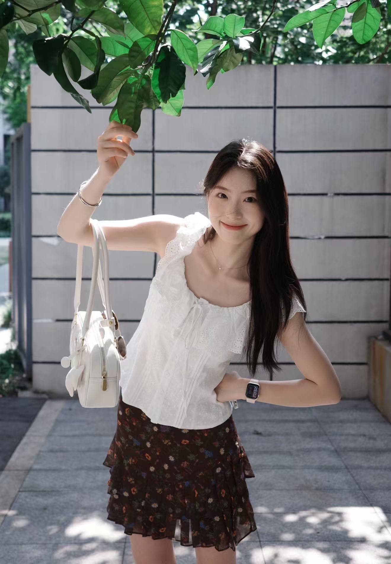있음 네리 오프숄더 프릴 민소매 티셔츠 여성 여름 레이스 홀로우 아웃 허리 수축 핫걸 맨위 이미지 2