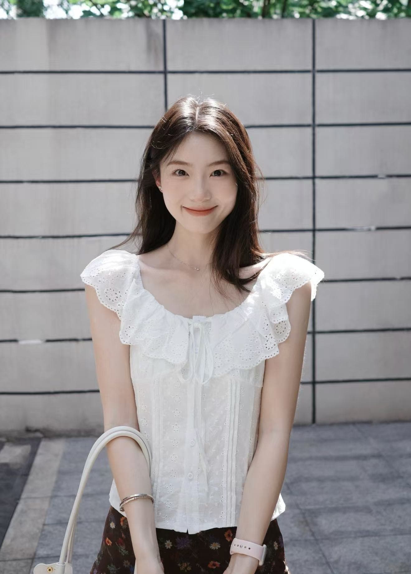 있음 네리 오프숄더 프릴 민소매 티셔츠 여성 여름 레이스 홀로우 아웃 허리 수축 핫걸 맨위 상세 이미지 2