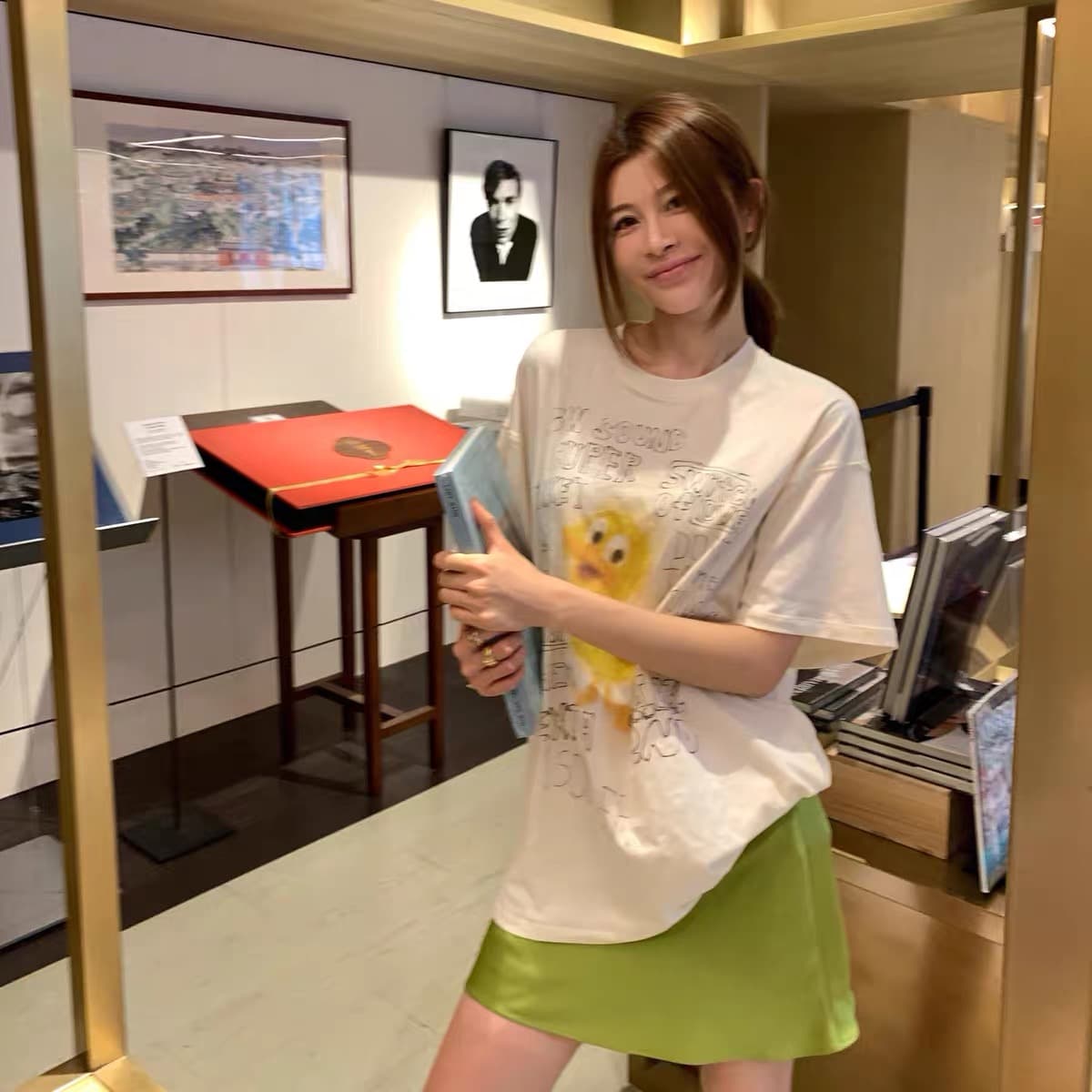 오리 새끼 알파벳 낙서 루즈핏 프린트 패션 반팔 티셔츠 여름 새로운 여성 상세 이미지 2