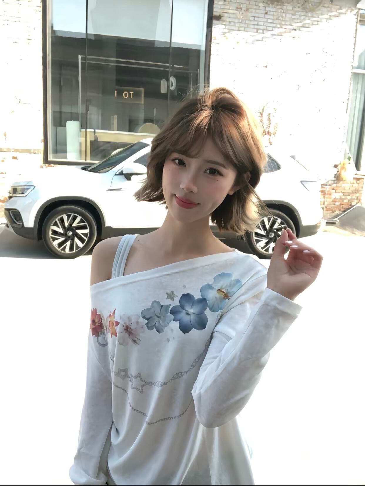 통기성 한 부서 별 꽃무늬 목걸이 비스듬한 어깨 긴팔 티셔츠 다용도 마이크로 ~을 통해 블라우스 화이트 맨위 이미지 2
