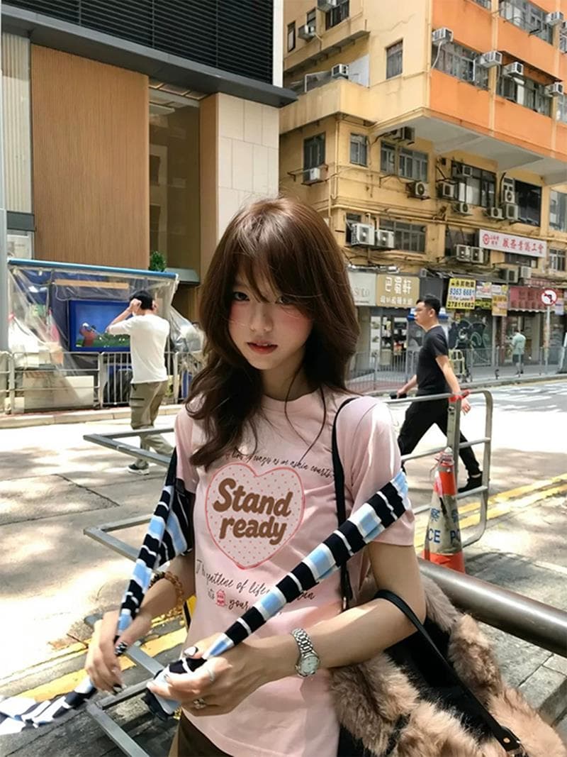 아메리칸 긍정적 인 어깨 반팔 핑크색 티셔츠 여성 한 부서 슈퍼 잘 생긴 디자인 센스 쇼트 스타일 고유 한 아름다운 초여름 작은 맨위 상세 이미지 1