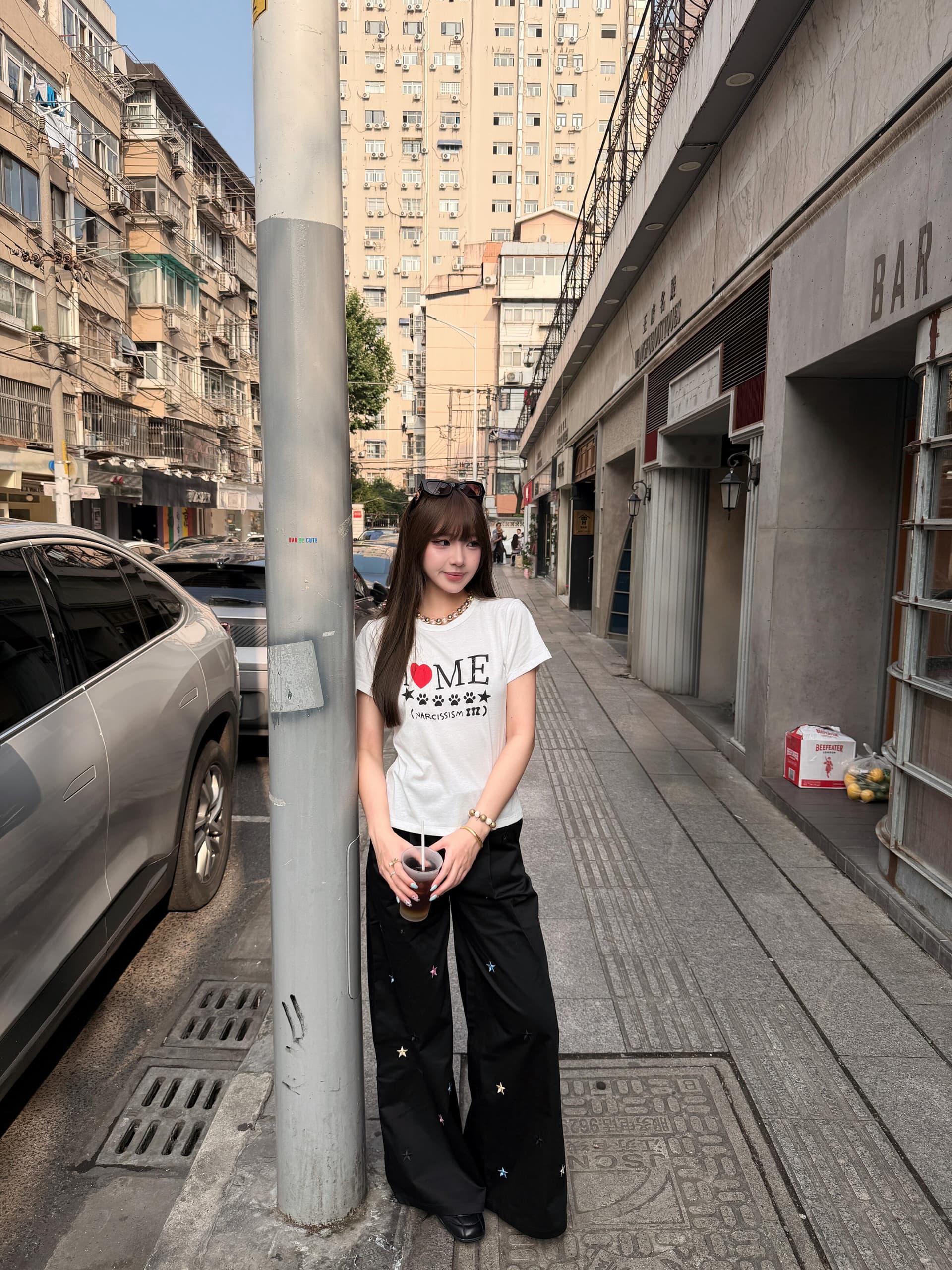 아메리칸 미니멀리즘 문예 바람 알파벳 하트 발자국 프린트 순면 반팔 여성 레저 다용도 슬림해 보이는 티셔츠 맨위 이미지 3