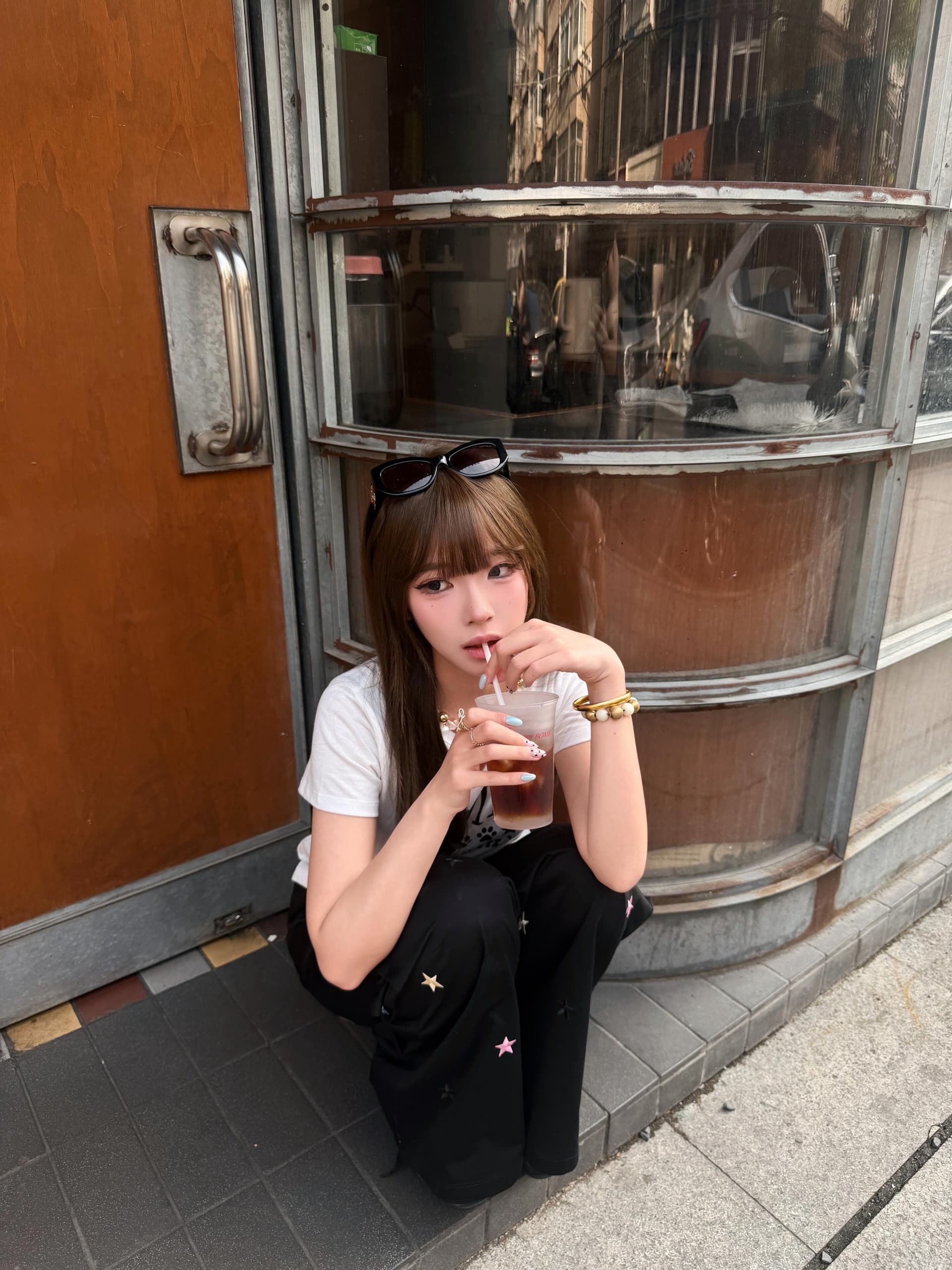 아메리칸 미니멀리즘 문예 바람 알파벳 하트 발자국 프린트 순면 반팔 여성 레저 다용도 슬림해 보이는 티셔츠 맨위 상세 이미지 3