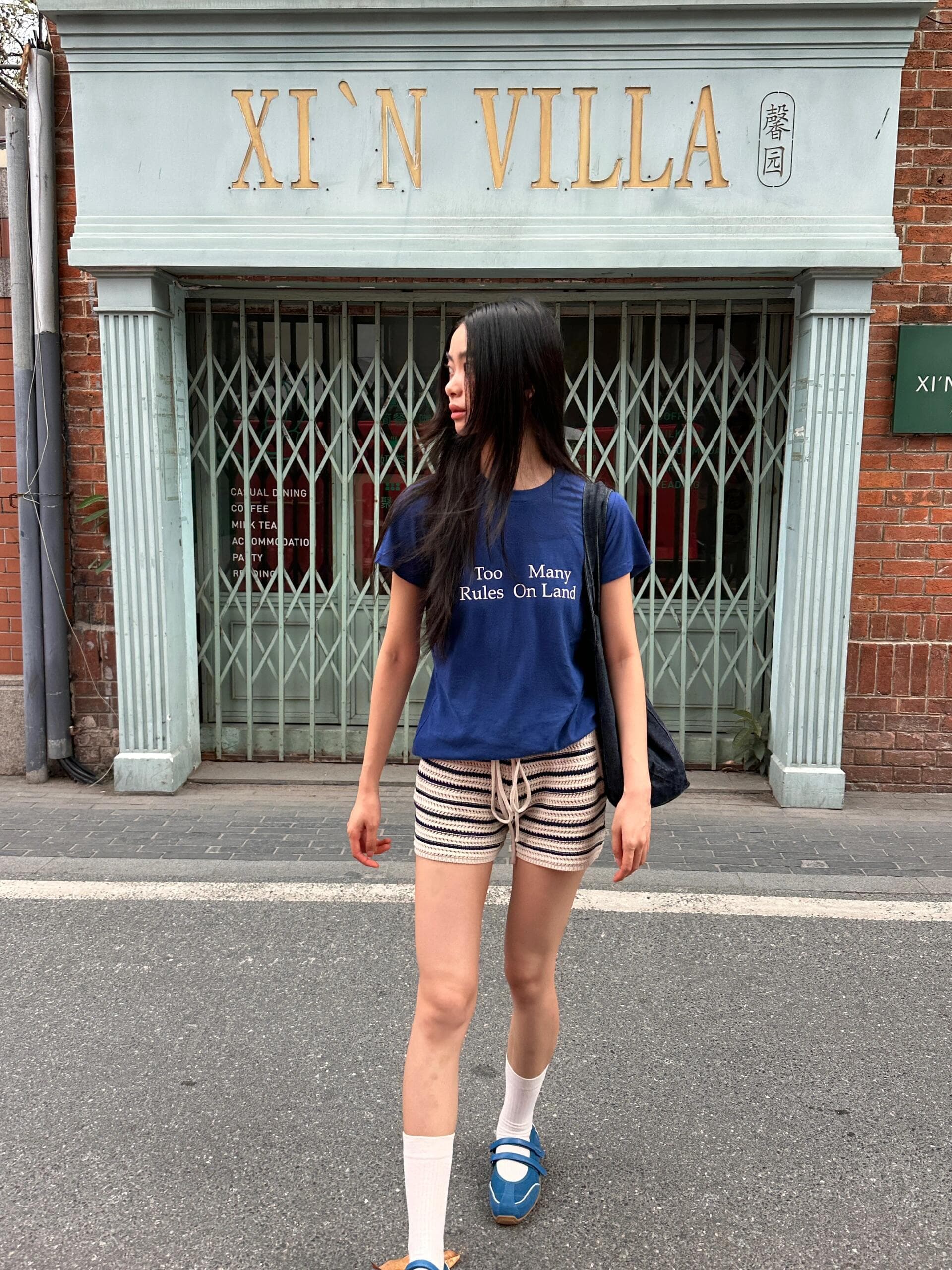 아메리칸 레트로 핫걸 알파벳 프린트 긍정적 인 어깨 반팔 티셔츠 여성 여름 새로운 캐주얼 디자인 센스 라운드 넥 맨위 상세 이미지 2