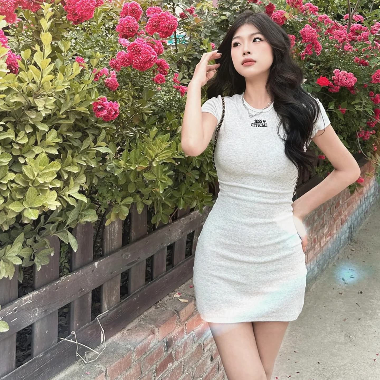 순수한 욕망 핫걸 품격 여성 드레스 여름 2026 새로운 고급 센스 프랑스식 몸매 가꾸기 허리 수축 섹시함 타이트 스커트 이미지 2