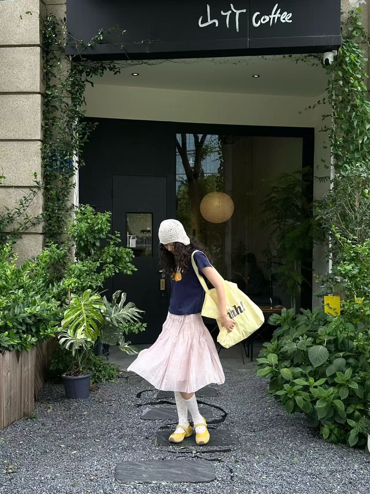 여름 분위기 센스 레몬 알파벳 프린트 반팔 티셔츠 여성 핫걸 몸매 가꾸기 슬림해 보이는 쇼트 스타일 맨위 이미지 4