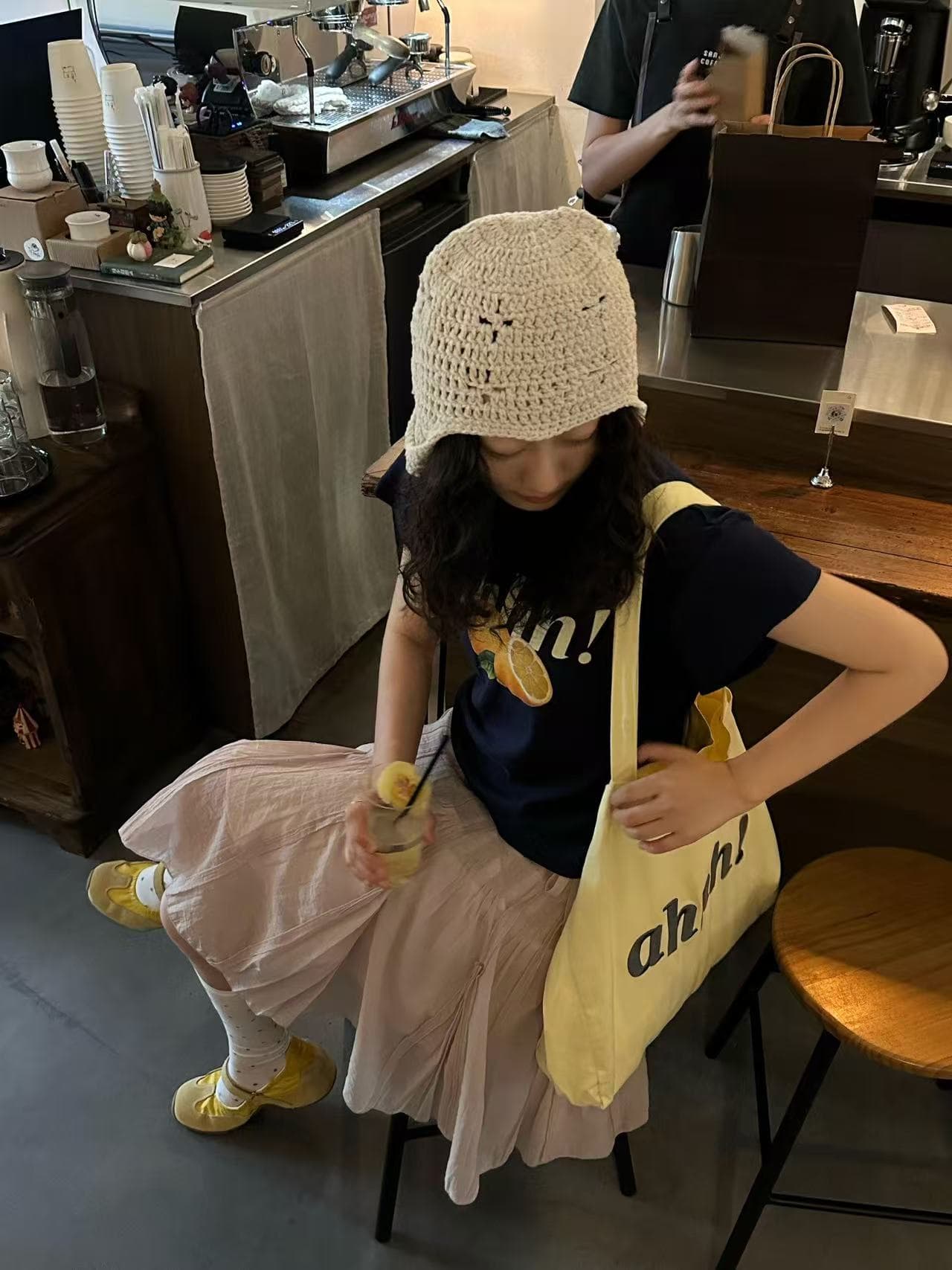 여름 분위기 센스 레몬 알파벳 프린트 반팔 티셔츠 여성 핫걸 몸매 가꾸기 슬림해 보이는 쇼트 스타일 맨위 상세 이미지 3