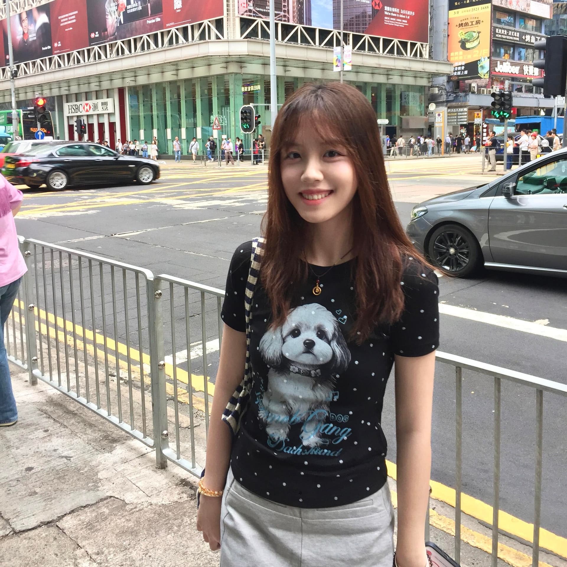 아메리칸 핫걸 검정색 전체 인쇄 도트 무늬 강아지 긍정적 인 어깨 반팔 티셔츠 여성 여름 새로운 몸매 가꾸기 슬림해 보이는 짧은 맨위 이미지 5