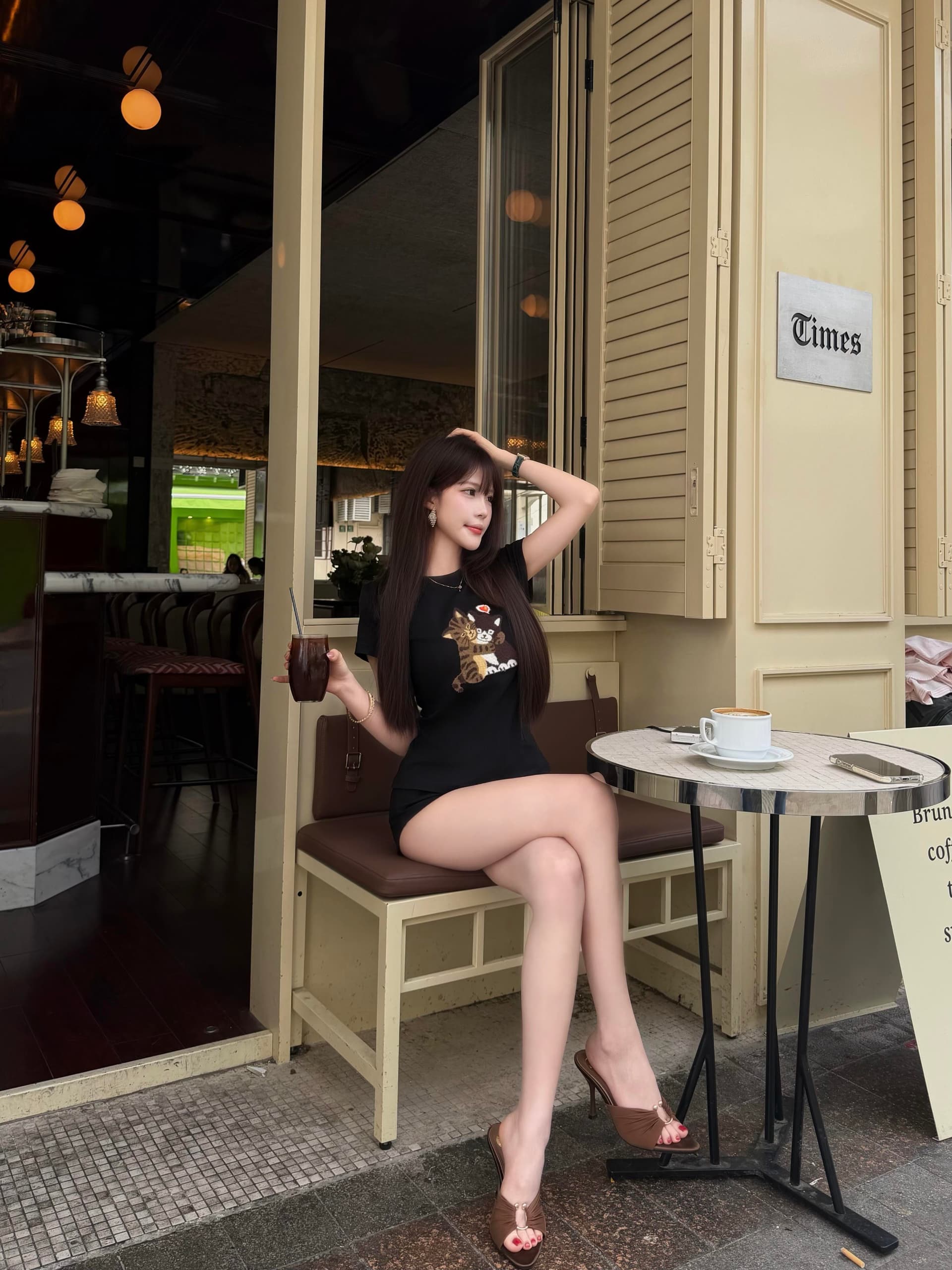 아메리칸 만화 고양이 자수 반팔 티셔츠 여성 여름 새로운 몸매 가꾸기 슬림해 보이는 다용도 검정색 핫걸 바람 맨위 상세 이미지 3