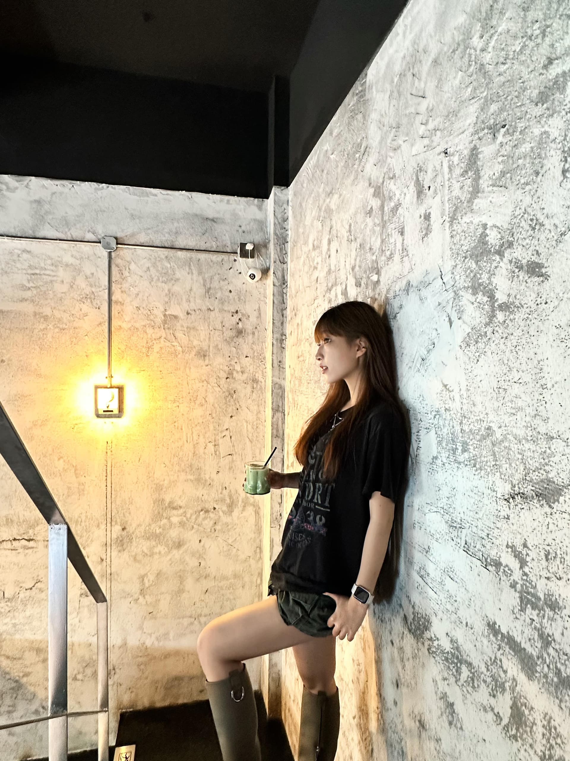 레트로 아메리칸 알파벳 프린트 반팔 티셔츠 여성 작은 키 루즈핏 비스듬한 어깨 의류 상세 이미지 5