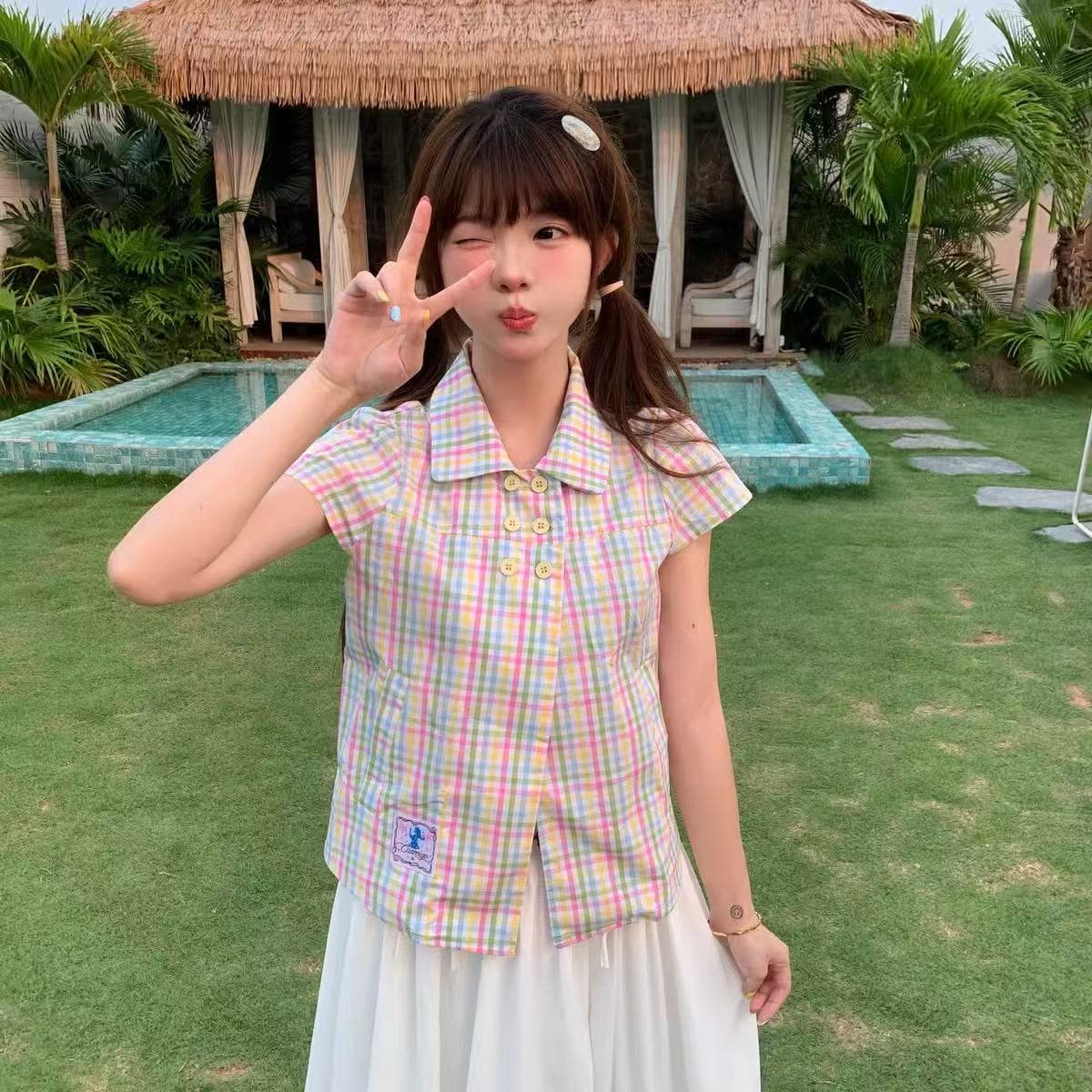 도파민 색상 체크무늬 자수 반팔 폴로 칼라 여성 셔츠 여름 디자인 센스 루즈핏 슬림해 보이는 맨위 이미지 2