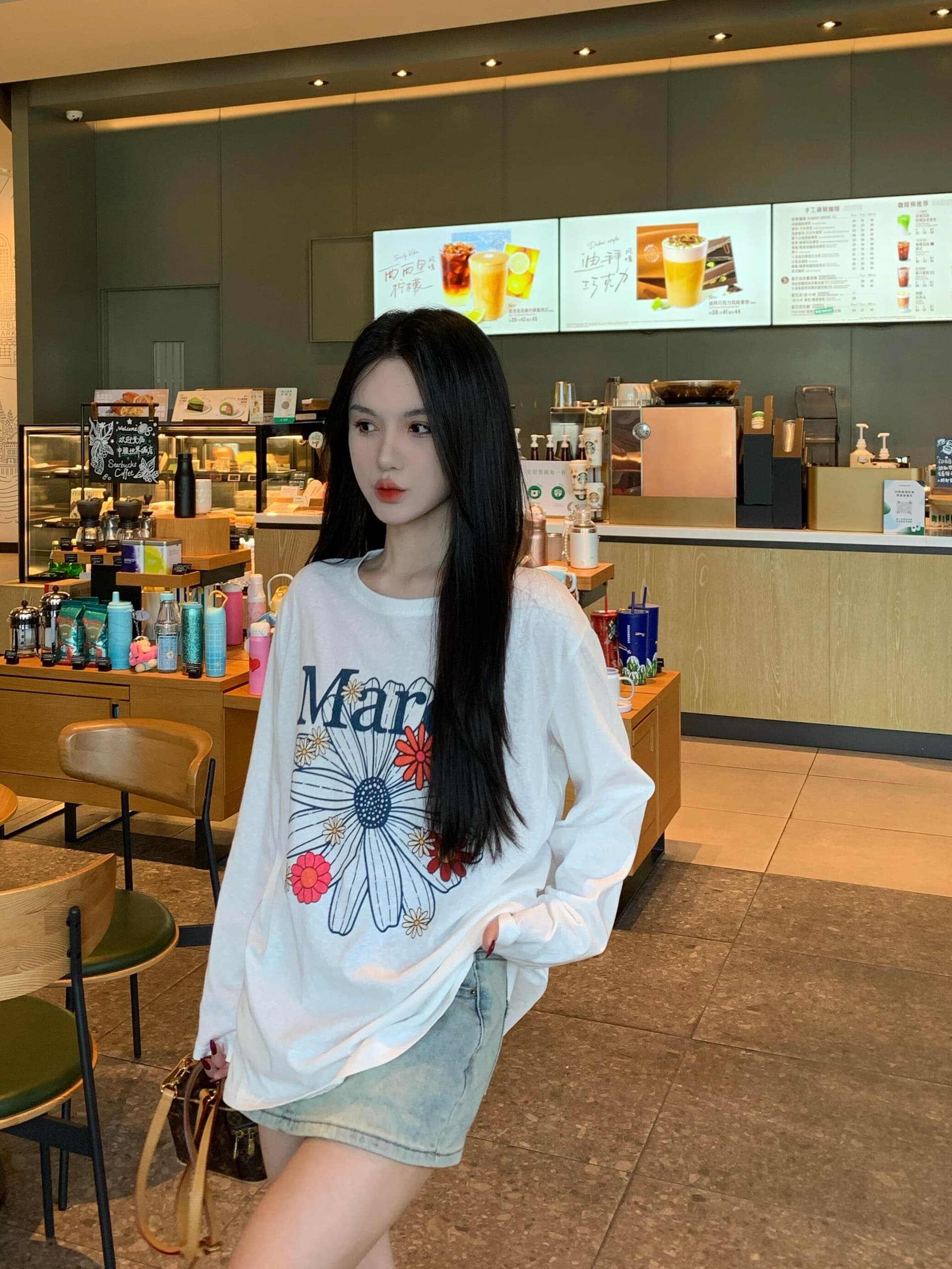 작은 데이지 긴팔 얇은 스타일 자외선 차단 티셔츠 여성 여름 새로운 루즈핏 품격 슬림해 보이는 라운드 넥 맨위 상세 이미지 2