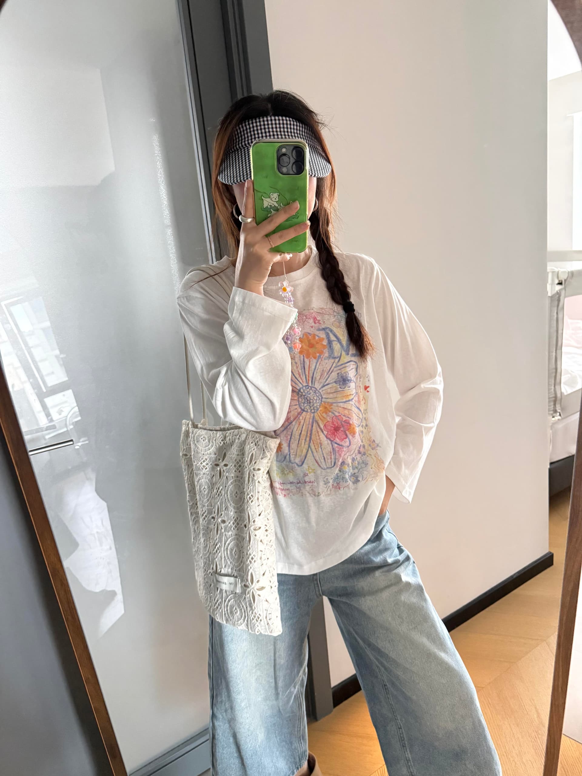 한 부서 빛 럭셔리 데이지 긴팔 티셔츠 여성 26 봄 여름 새로운 루즈핏 슬림해 보이는 느슨함 센스 얇은 스타일 맨위 상세 이미지 3