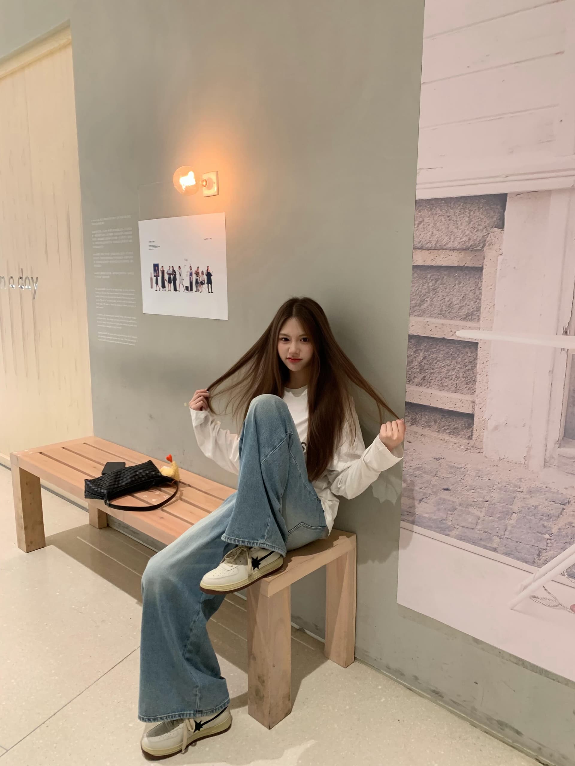 작은 대중 미니멀리즘 운동 알파벳 자외선 차단 블라우스 긴팔 티셔츠 여성 여름 얇은 스타일 느긋한 바람 캐주얼 루즈핏 맨위 상세 이미지 3