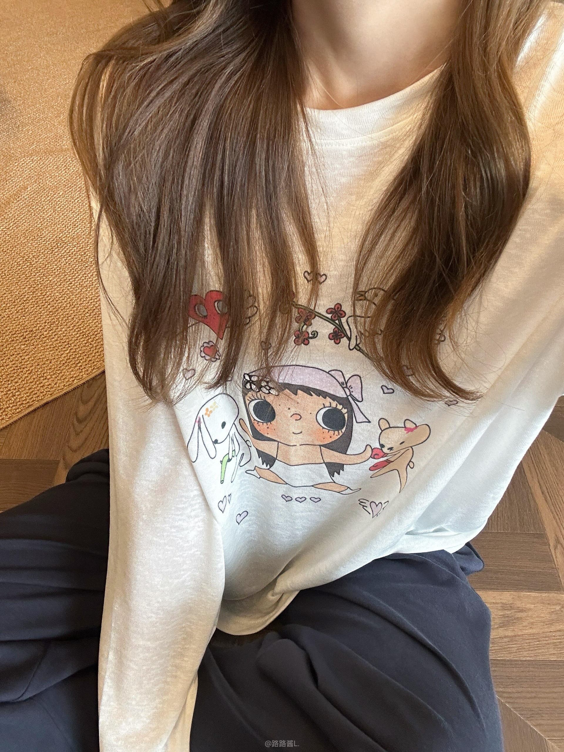 작은 대중 연령 감소 장난기 넘치는 만화 프린트 느긋한 캐주얼 루즈핏 순면 자외선 차단 얇은 스타일 긴팔 티셔츠 여성 이미지 4