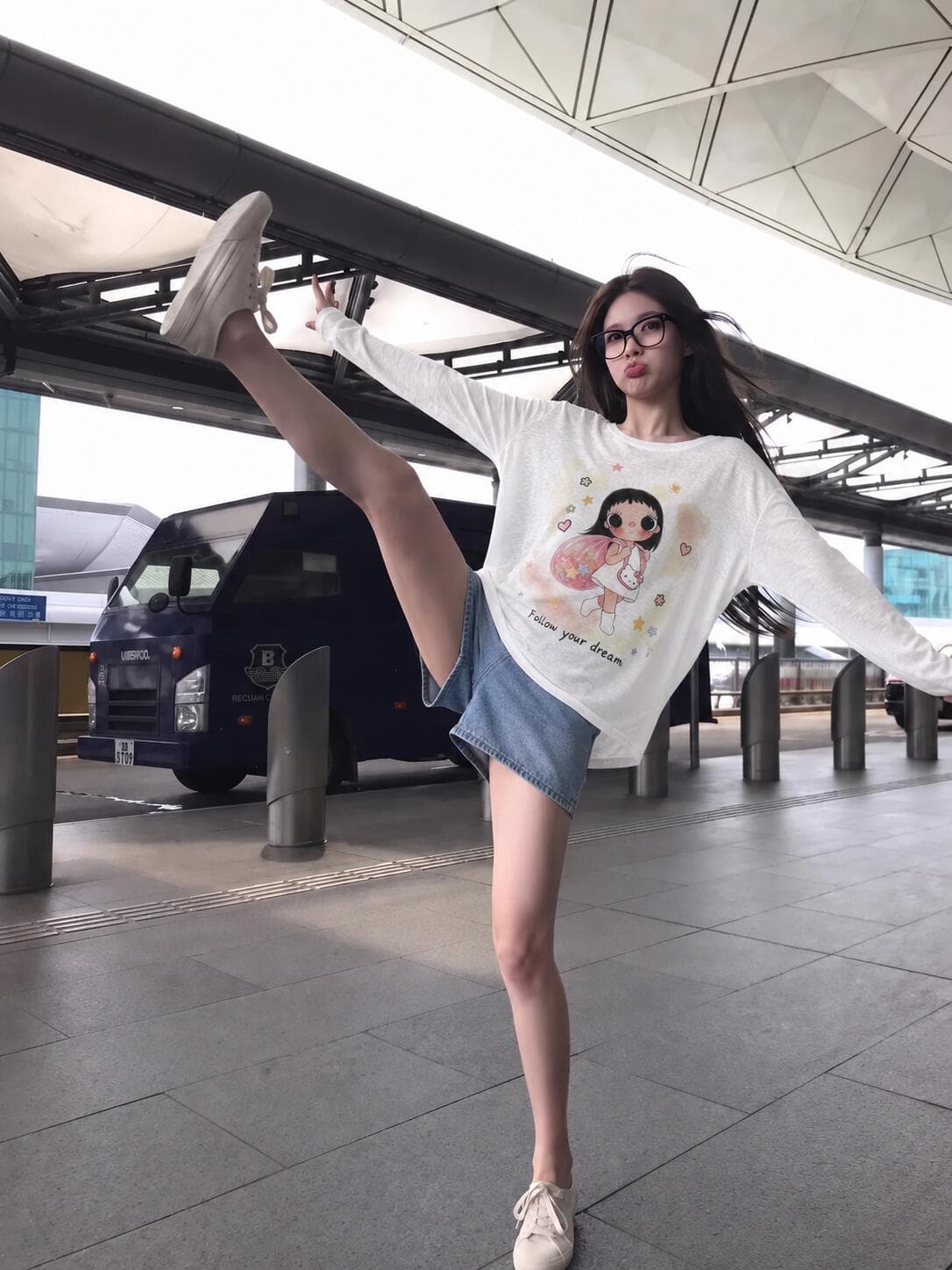 백팩 작은 옥 달콤한 스타일 귀여운 3 차원 작은 꽃 블라우스 티셔츠 새로운 다용도 루즈핏 마이크로 ~을 통해 긴팔 상세 이미지 4