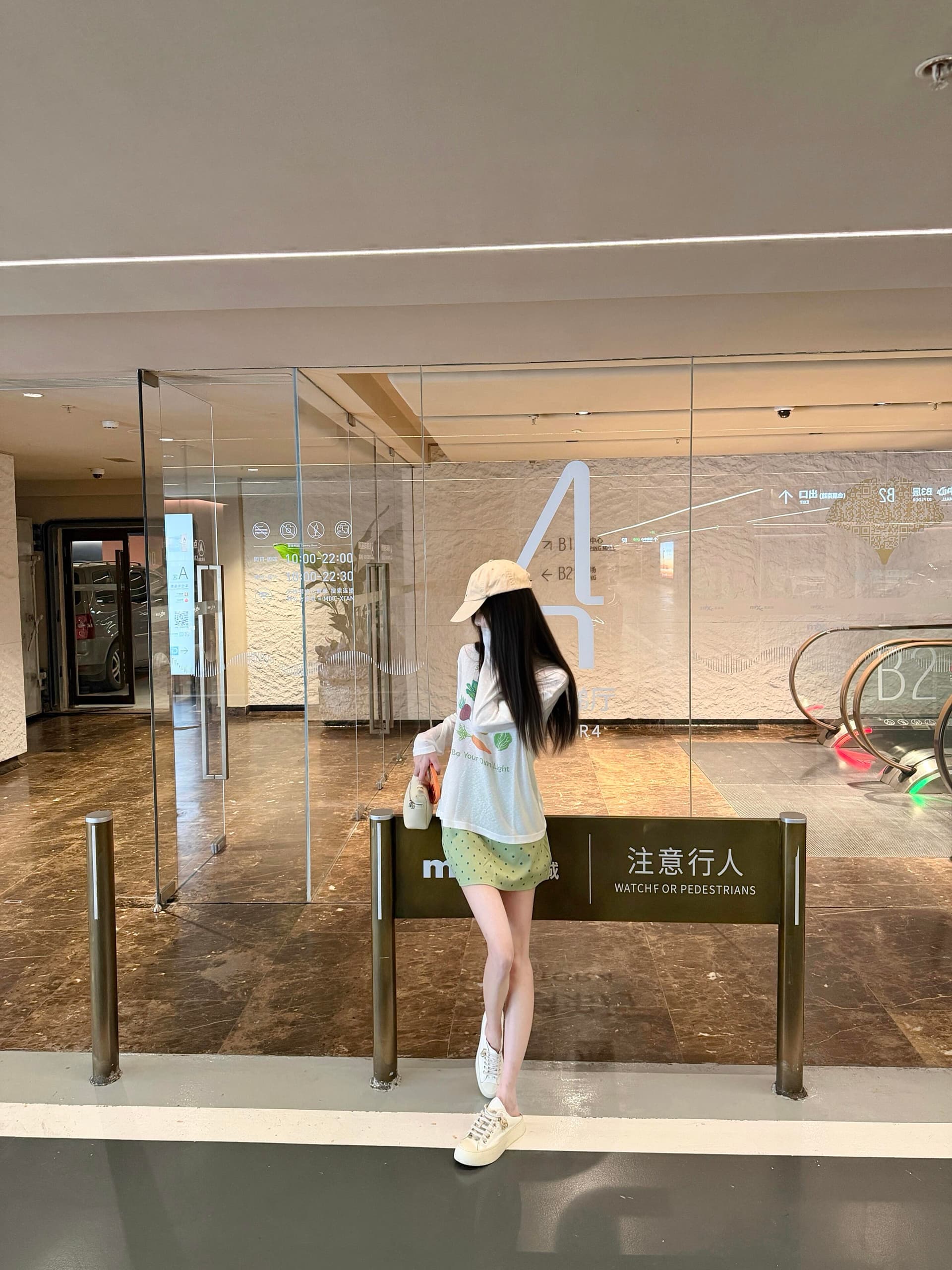 한 부서 재미있는 프린트 얇은 스타일 자외선 차단 블라우스 여성 여름 루즈핏 느긋한 바람 얇고 가벼운 Tulle 맨위 상세 이미지 3