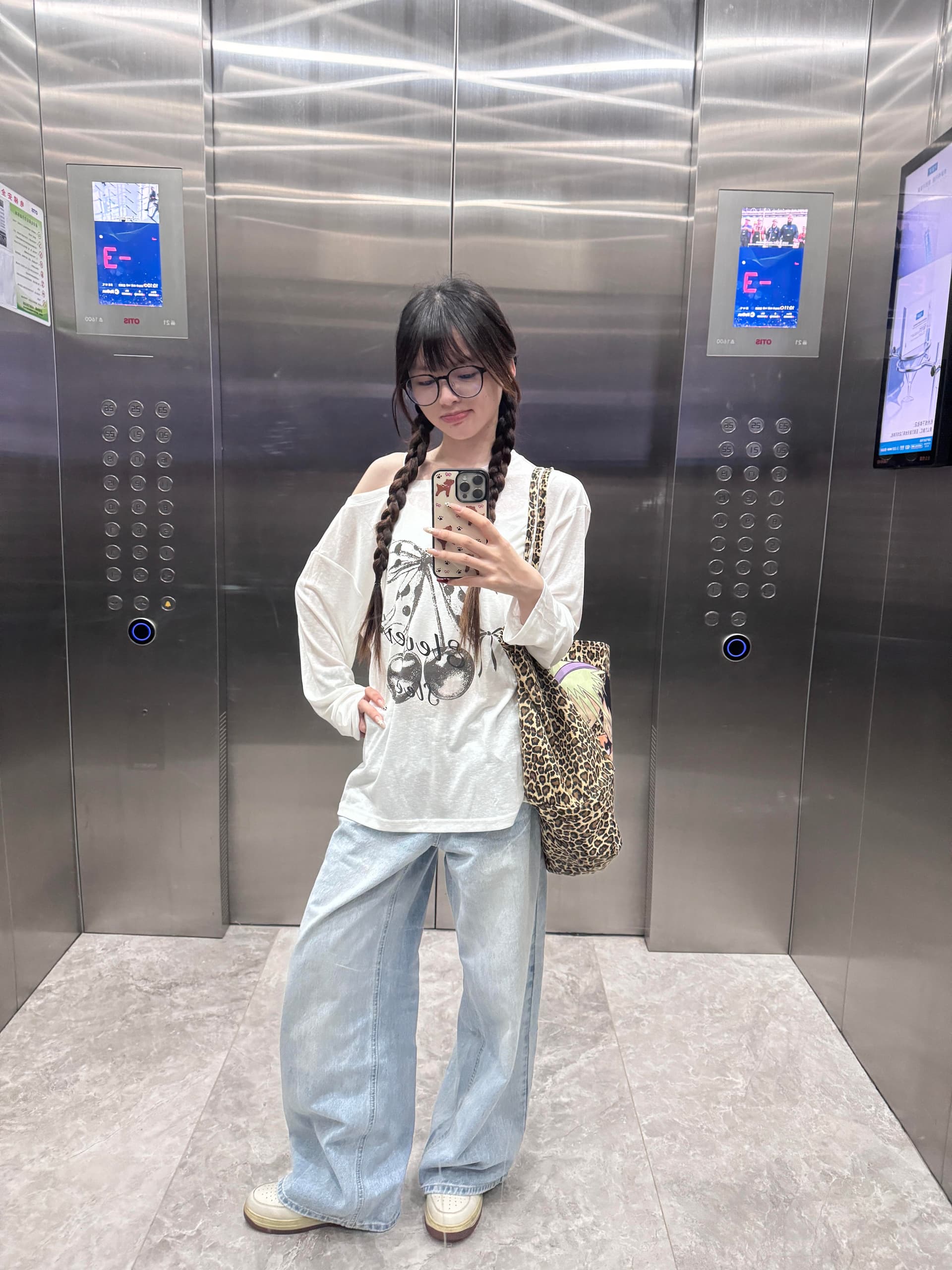 여름 비스듬한 어깨 얇고 가벼운 긴팔 티셔츠 여성 한 부서 출퇴근 통기성 펌프 로프 블라우스 작은 맨위 상세 이미지 3