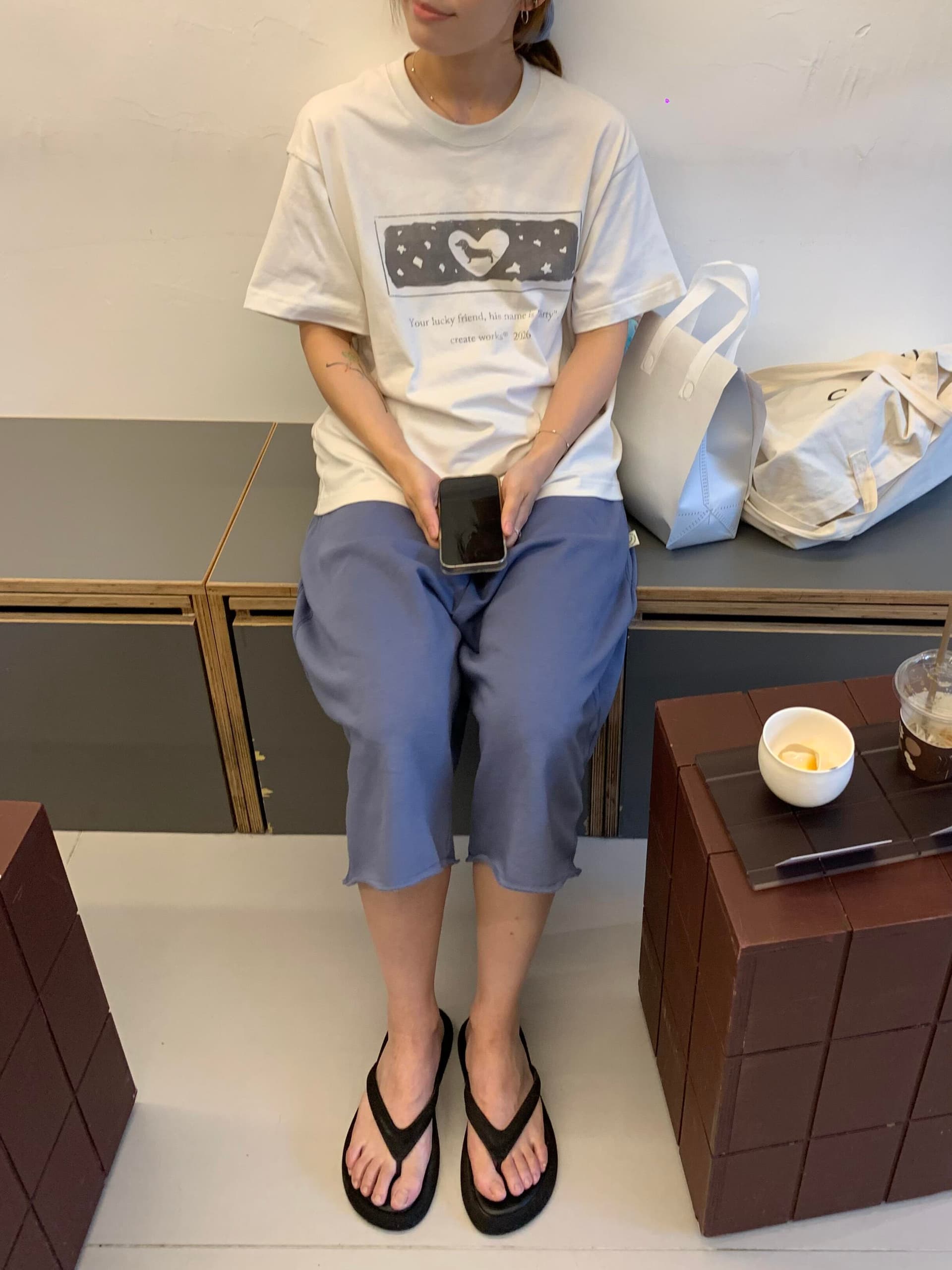 화이트 반팔 티셔츠 여성 루즈핏 2026 새로운 여름 Chic 순면 고유 한 슈퍼 잘 생긴 반소매 맨위 동정