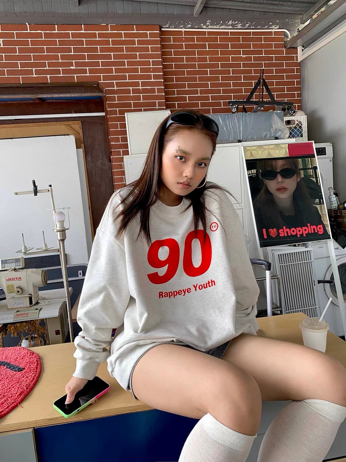 아메리칸 레트로 봄 가을 루즈핏 조수 브랜드 캐주얼 다용도 풀오버 커플 여성 긴 소매 라운드 넥 후드티 상세 이미지 3