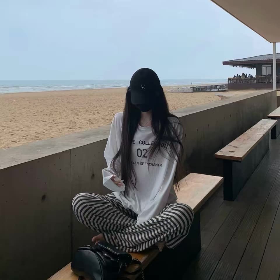 한 부서 라운드 넥 긴팔 티셔츠 자외선 차단 블라우스 2026 여름 새로운 외부 가져 가라. 얇은 스타일 루즈핏 알파벳 화이트 맨위 이미지 5