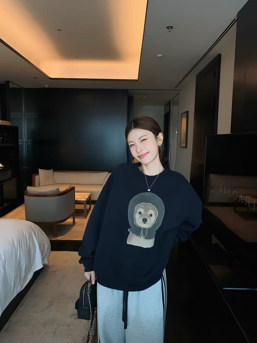 무거운 두꺼운 디자인 센스 보온 슬림해 보이는 머리띠 강아지 후드티 여성 이미지 4