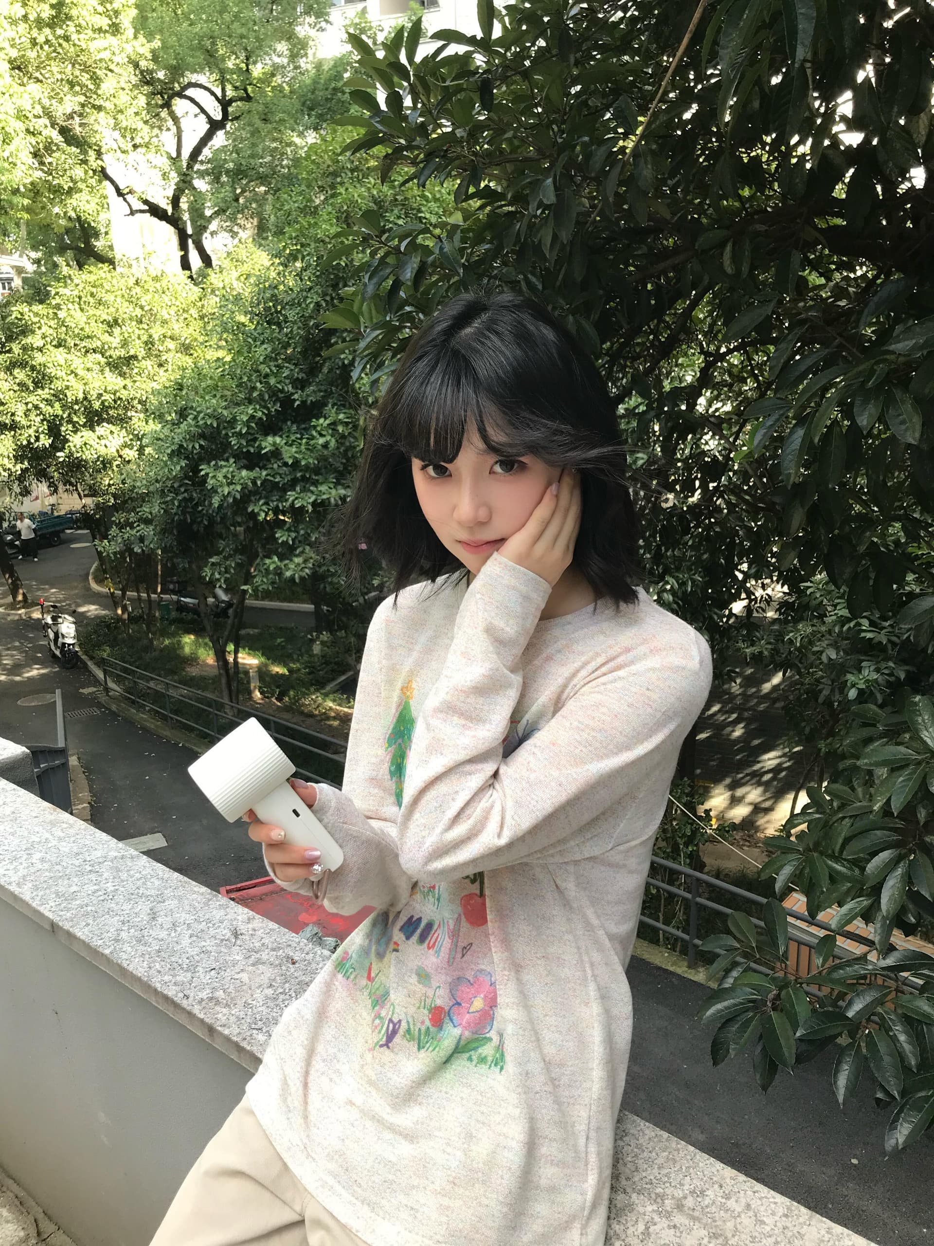 몽환 매너 수채화 낙서 색상 거즈 덮개 셔츠 자외선 차단 긴팔 남녀 루즈핏 티셔츠 맨위 이미지 3