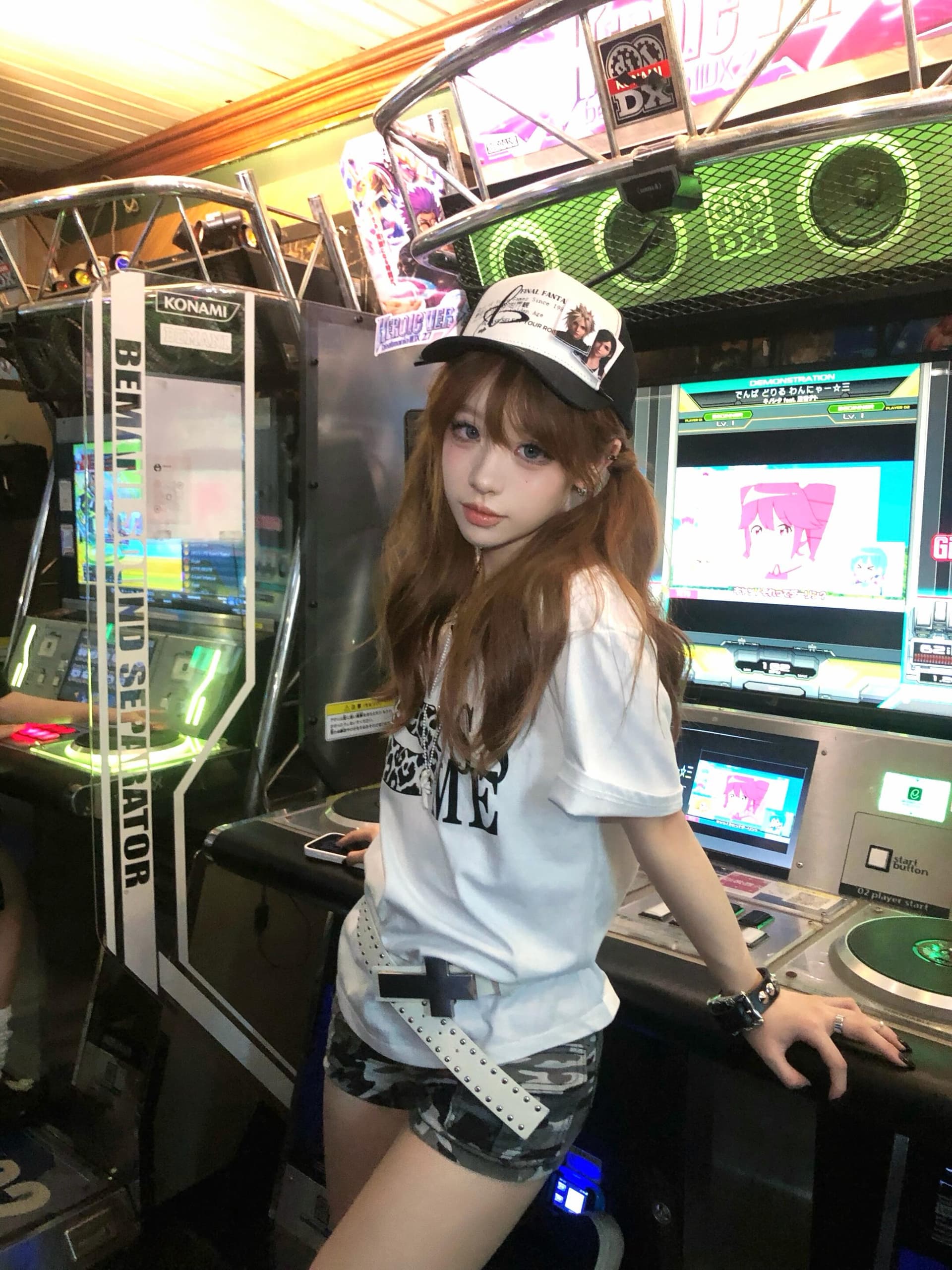 아메리칸 레트로 거리 디자인 센스 표범 키스 알파벳 프린트 여름 새로운 루즈핏 순면 무거운 반팔 티셔츠 여성 상세 이미지 3