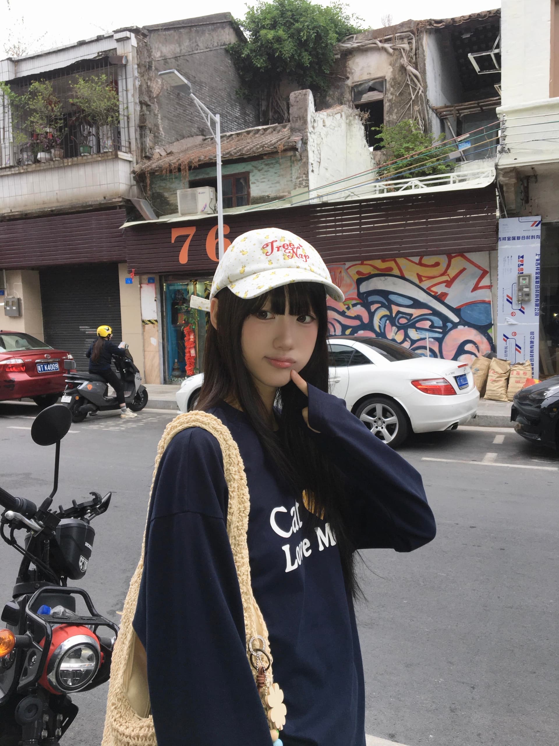 아메리칸 레트로 루즈핏 긴팔 티셔츠 여성 봄 가을 디자인 센스 작은 대중 ins 트렌디 상세 이미지 2