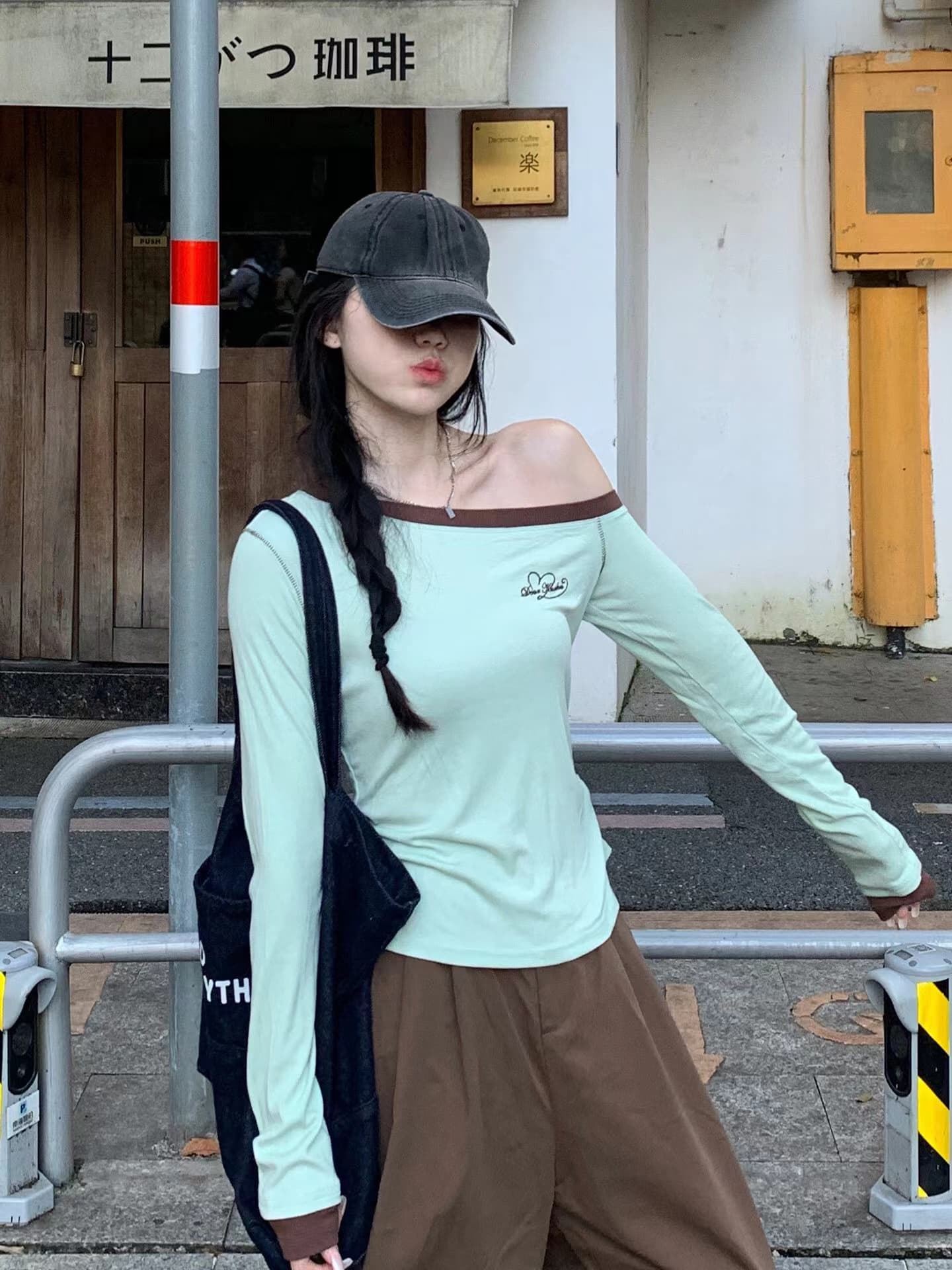 한 부서 비스듬한 어깨 남자 웨이브 박하 녹색 맨위 긴팔 티셔츠 여성 레저 몸매 가꾸기 오프숄더 인사이드 가져 가라. 기본 셔츠 이미지 4