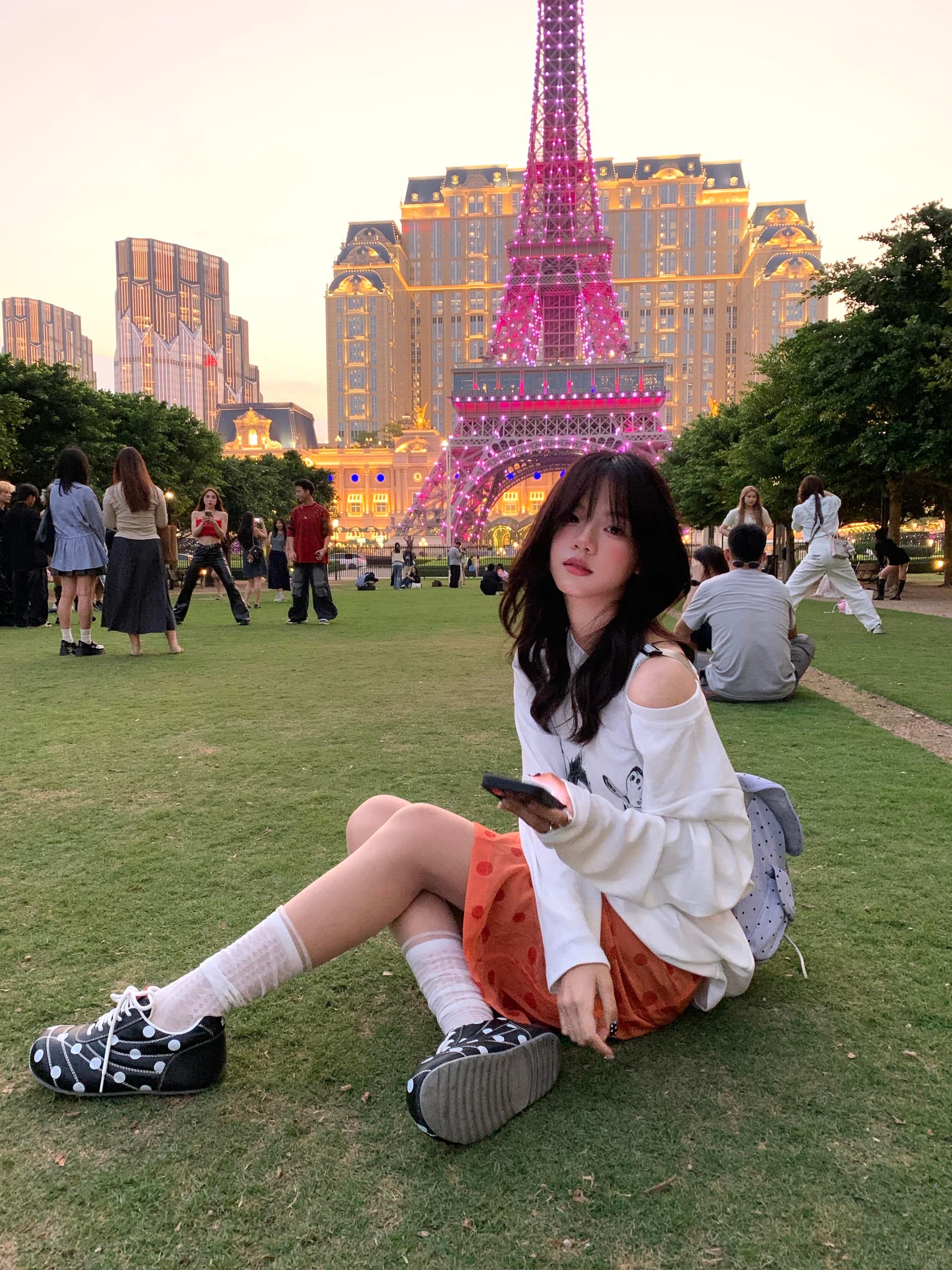 작은 사슴 토끼 프린트 티셔츠 여성 긴 소매 이른 가을 새로운 루즈핏 비스듬한 어깨 다용도 맨위 이미지 3